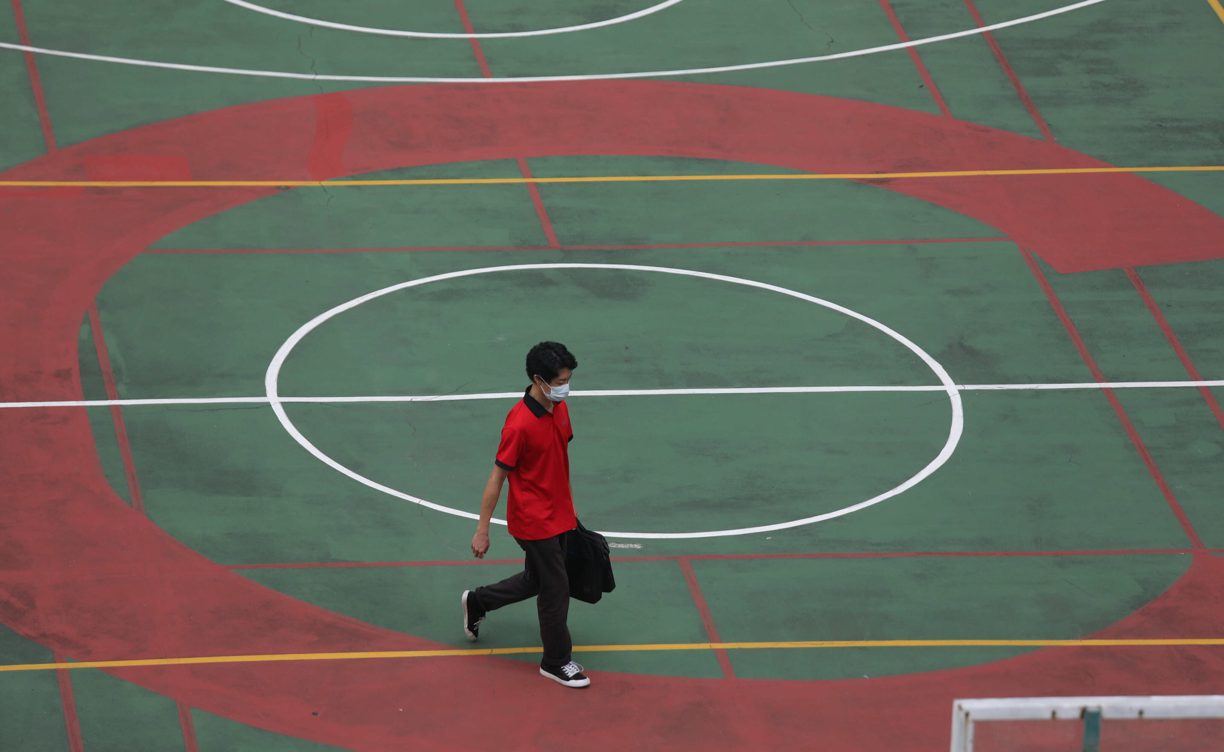 Classes have been conducted online for a while, but the Hong Kong government announced it would move up summer break from March to April to use schools as vaccination and quarantine centres. Photo: Xiaomei Chen