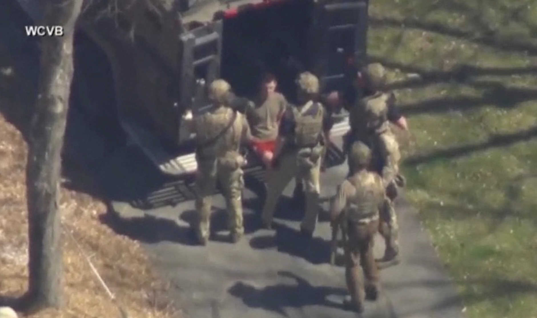 FBI agents arrest Jack Teixeira, an employee of the US Air Force National Guard, in connection with an investigation into the leaks of classified documents. Photo: WCVB-TV via ABC via Reuters