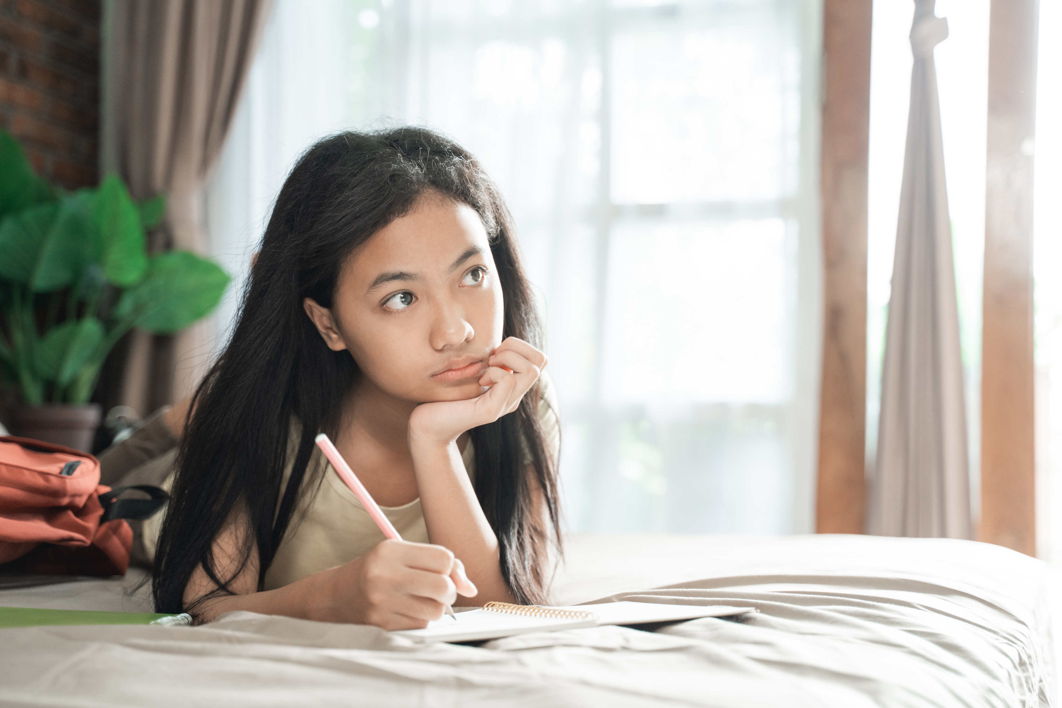 Teachers and readers get tired of seeing the same phrases all the time, so you have to switch things up. Photo: Shutterstock
