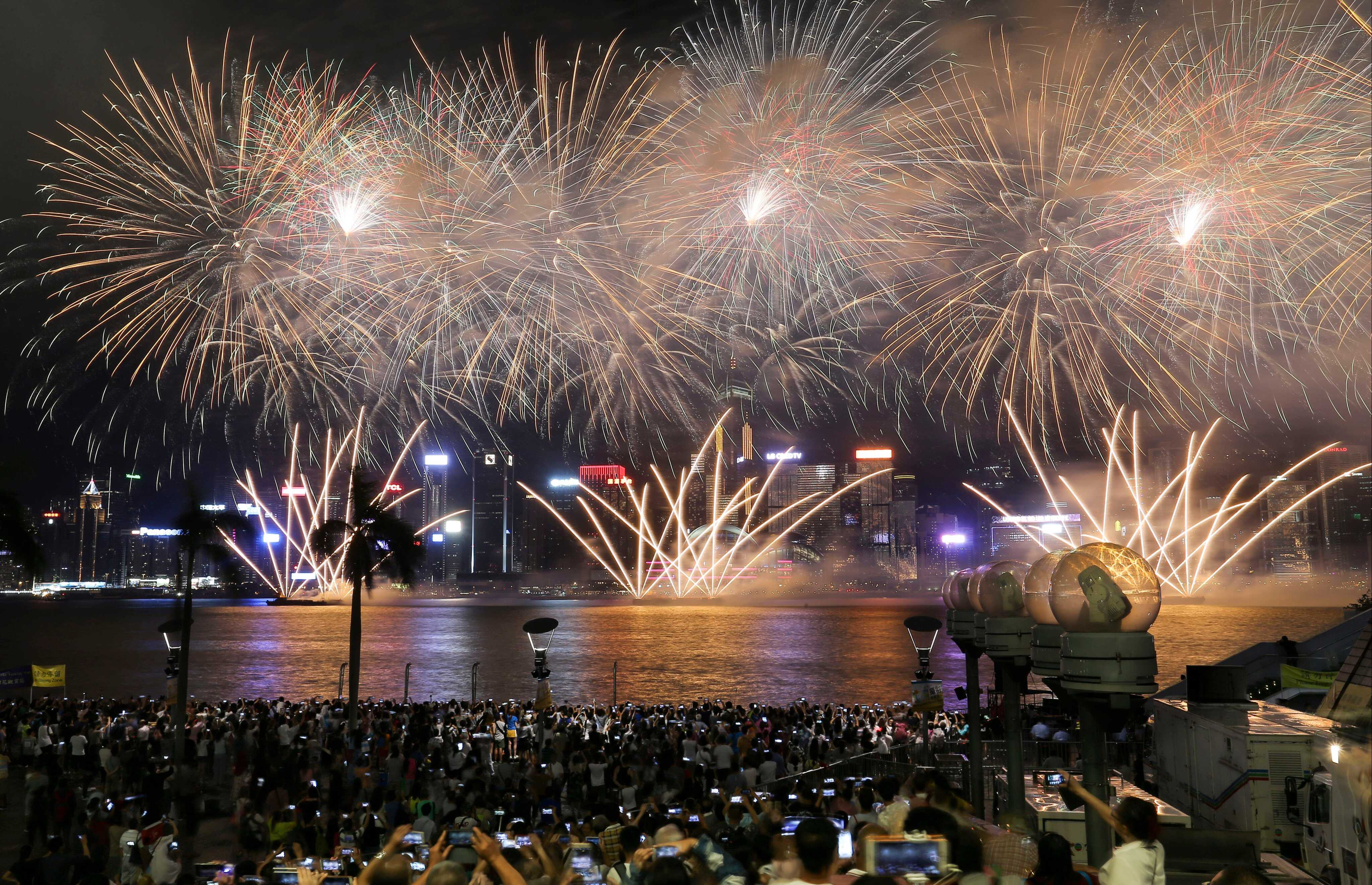 History of fireworks and the science behind how they create colourful ...