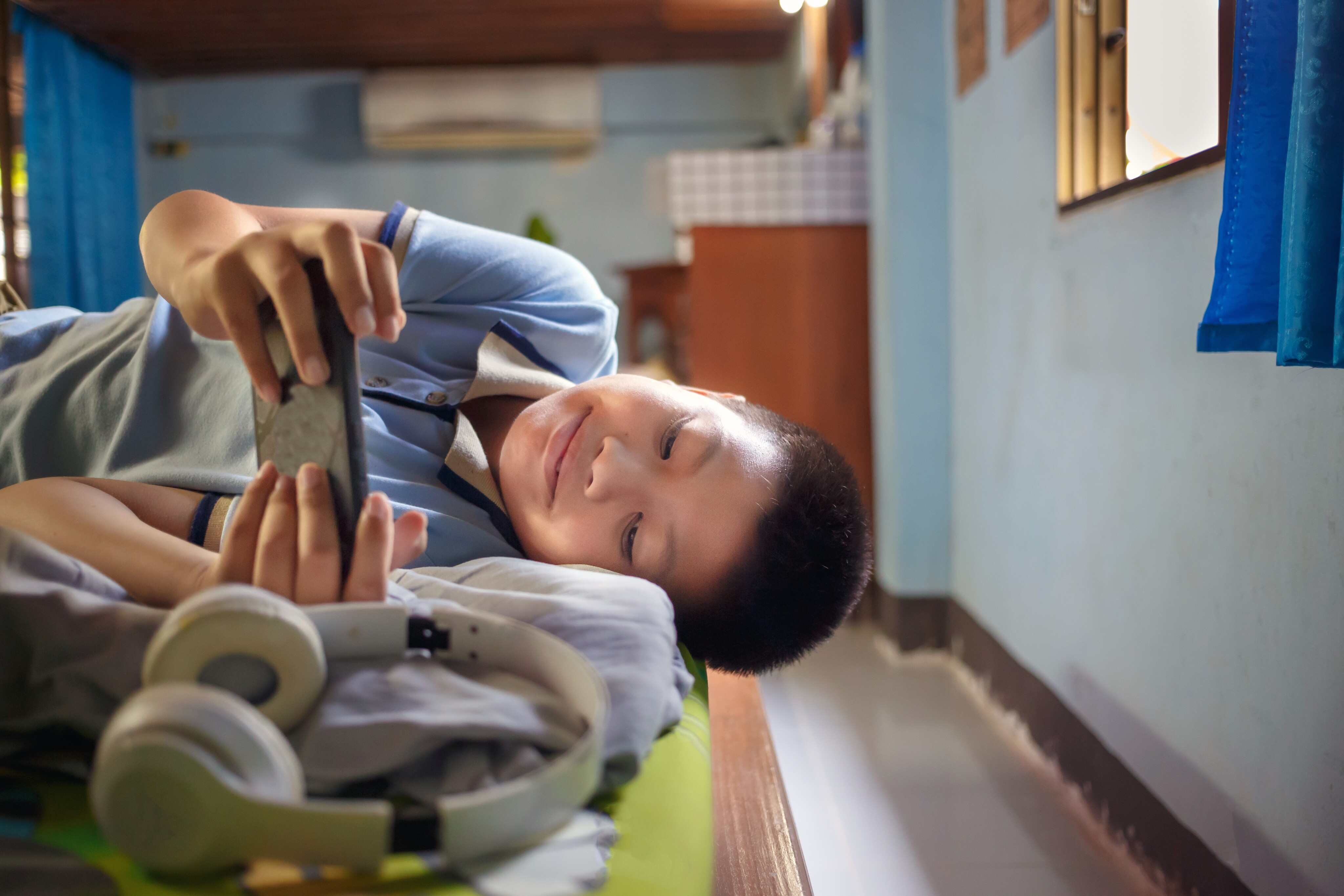Gaming is a fun way to pass time and even learn something new, but there are risks. Photo: Shutterstock