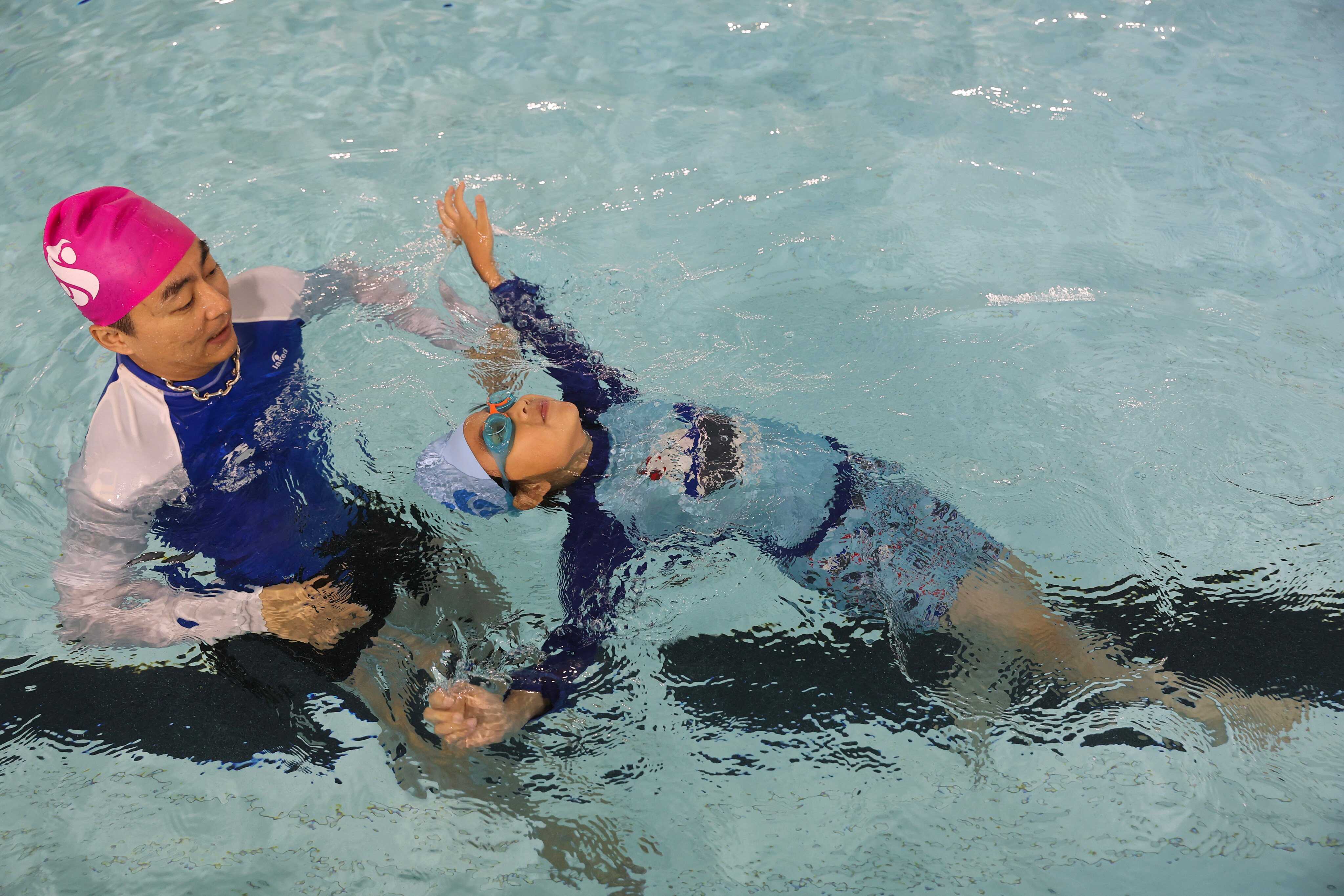 Life Skills: How to stay safe around beaches and pools | Young Post Club