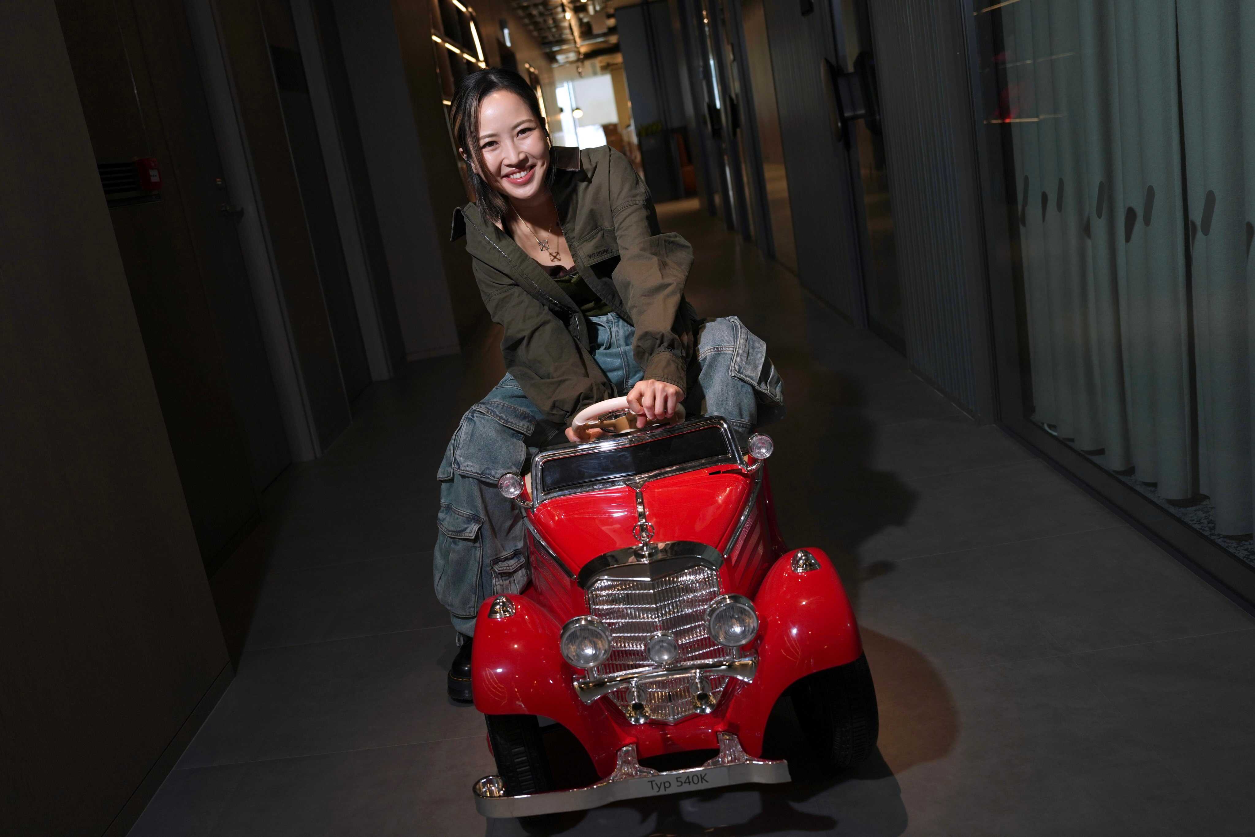 Hong Kong singer-songwriter Kiri Tse, or Kiri T, talks about writing songs that are both comedic and heartfelt. Photo: Karma Lo