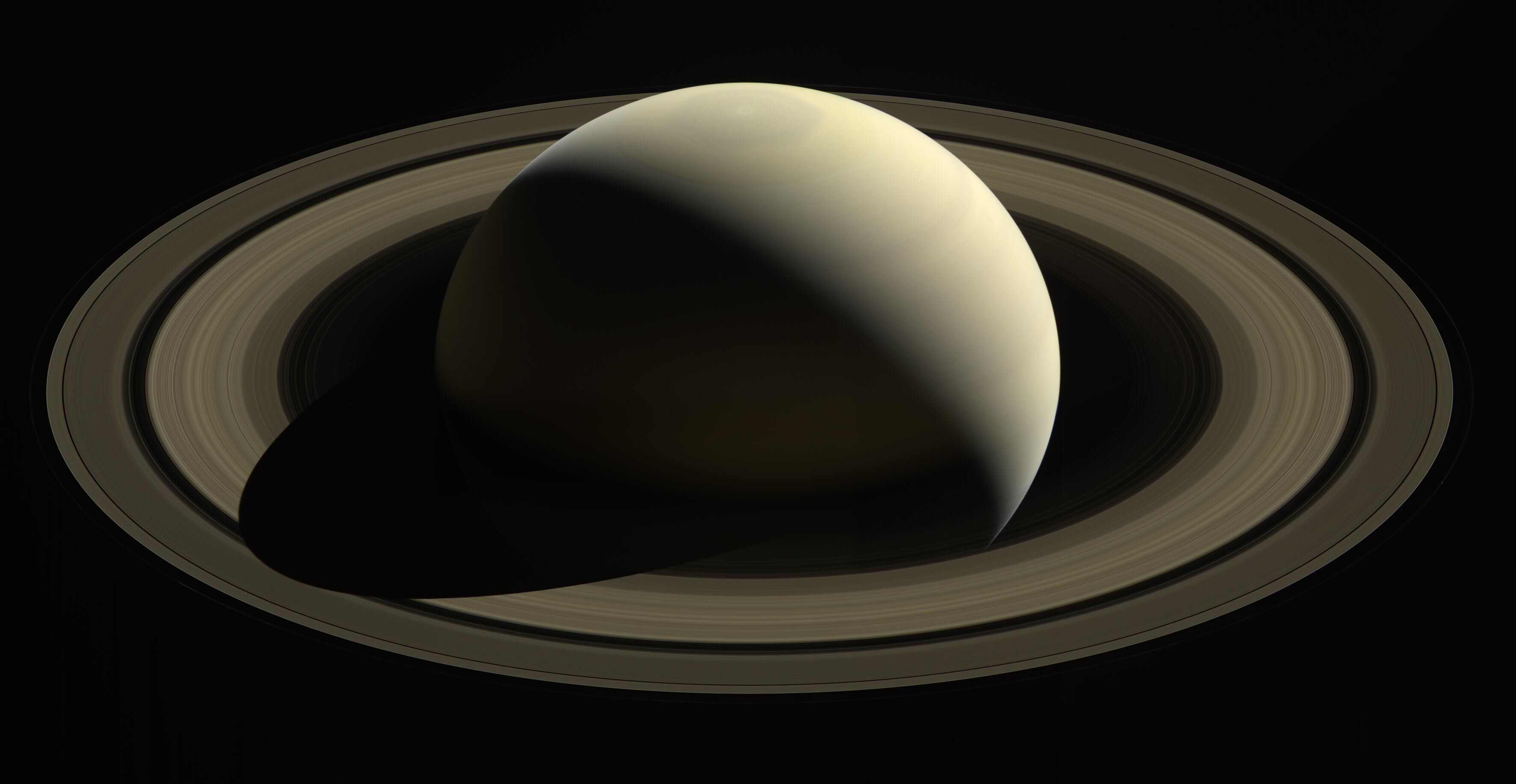 Saturn’s rings appeared to vanish on March 23, 2025, due to a ring-plane crossing. Photo: EPA-EFE