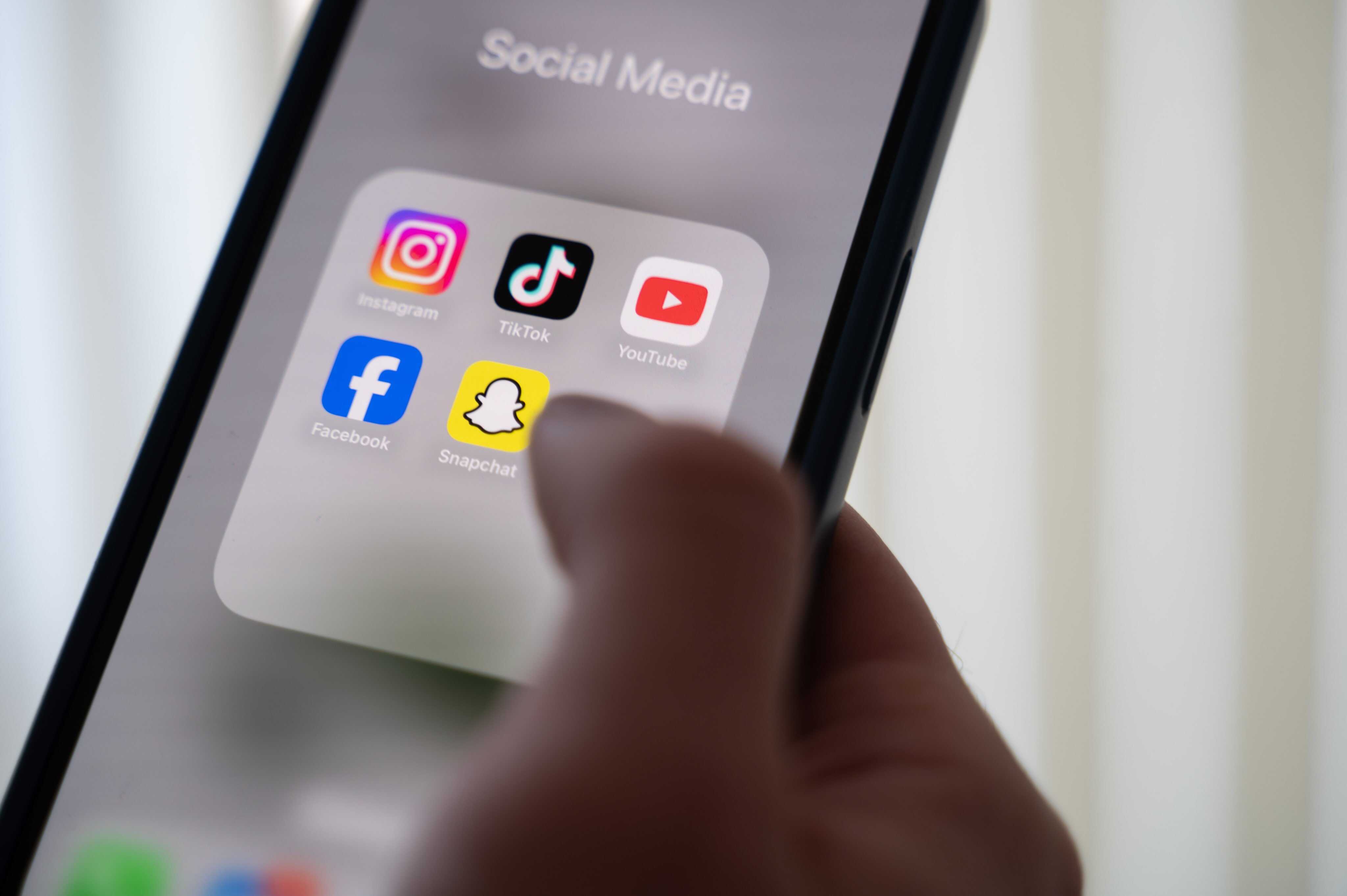 Australia has banned children under the age of 16 from social media platforms. Photo: dpa