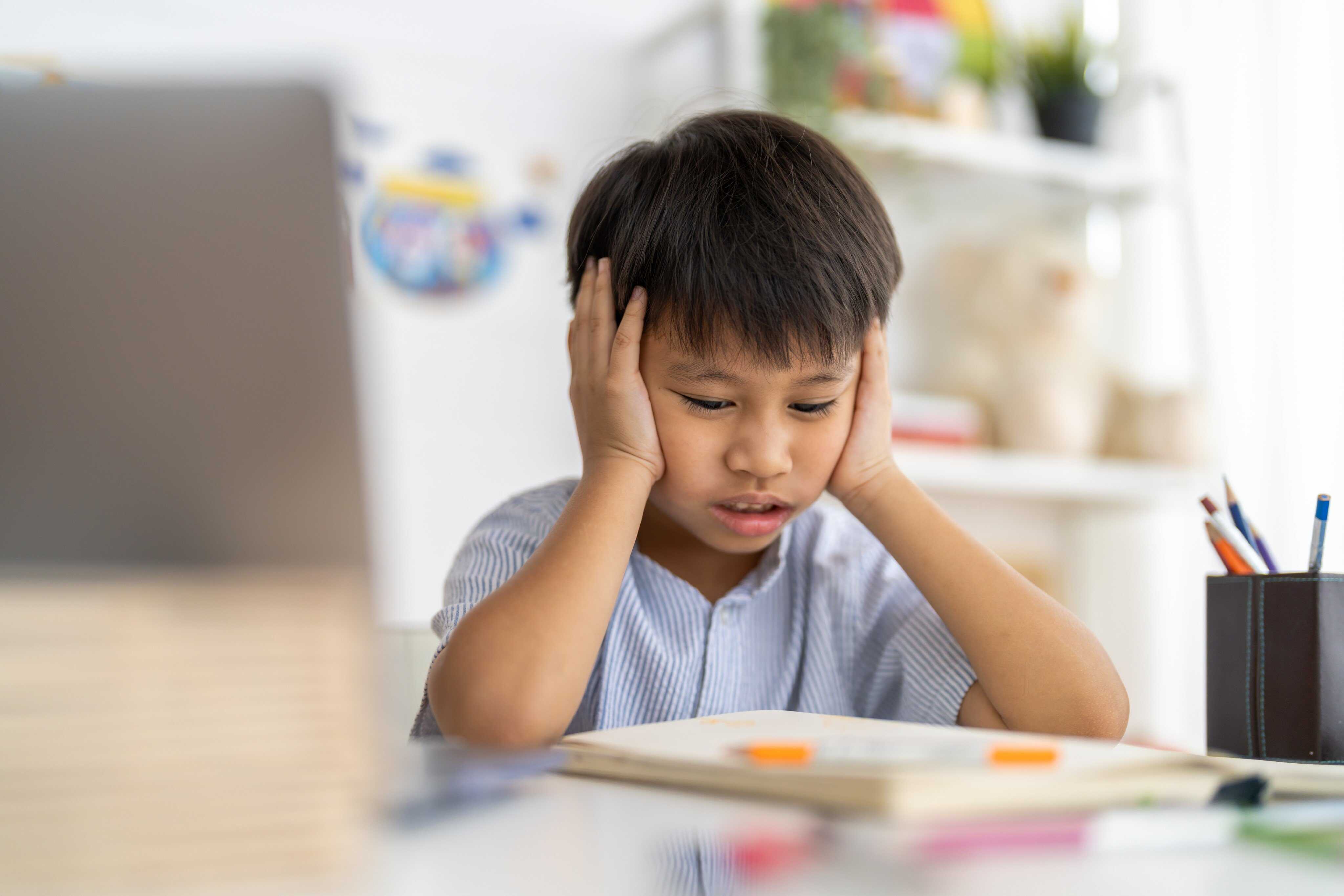 If you’re feeling stressed out, it’s important to deal with it directly instead of ignoring the problem. Photo: Shutterstock