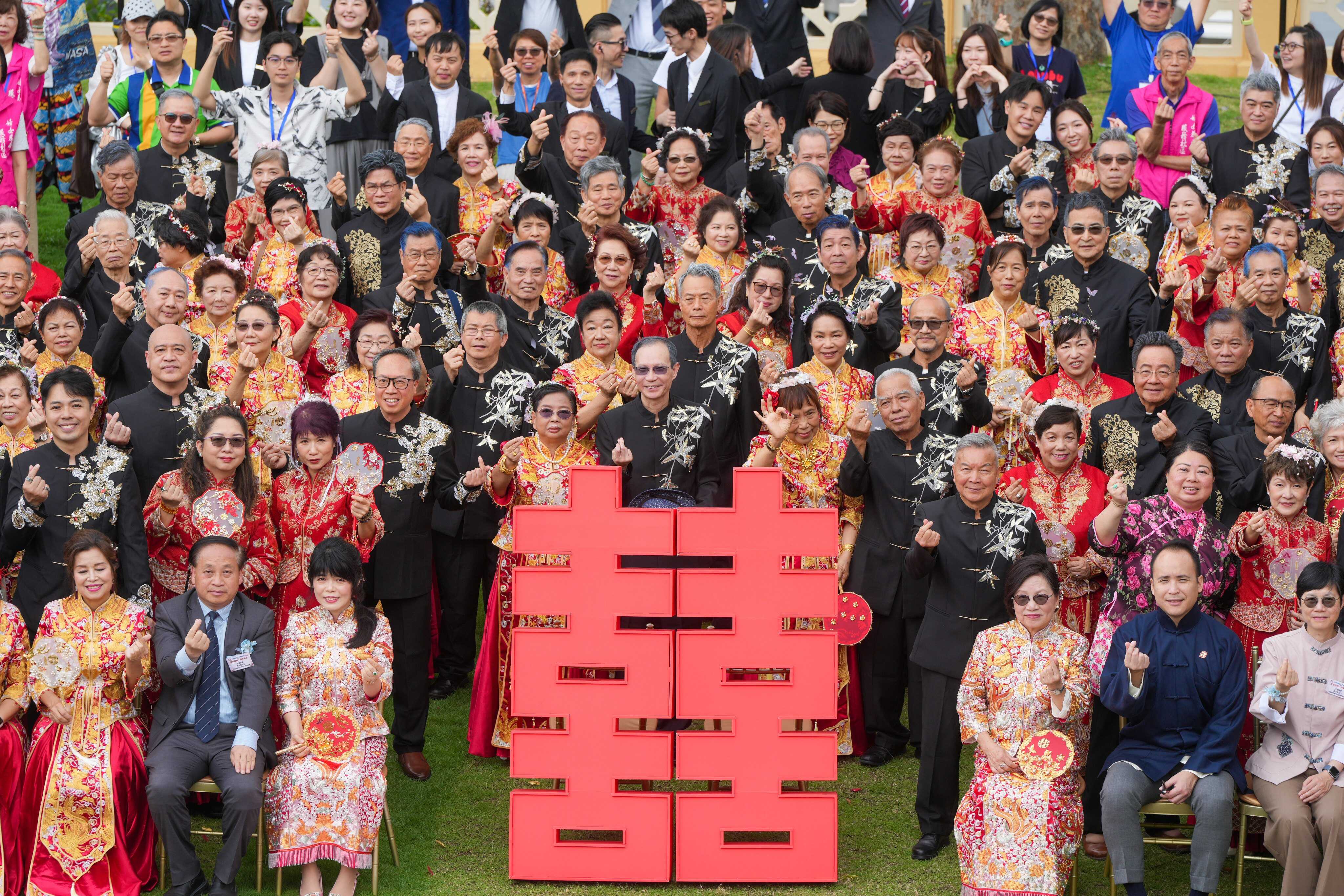 Fifty elderly married couples participated in an event to take their wedding pictures. Photo: Sam Tsang