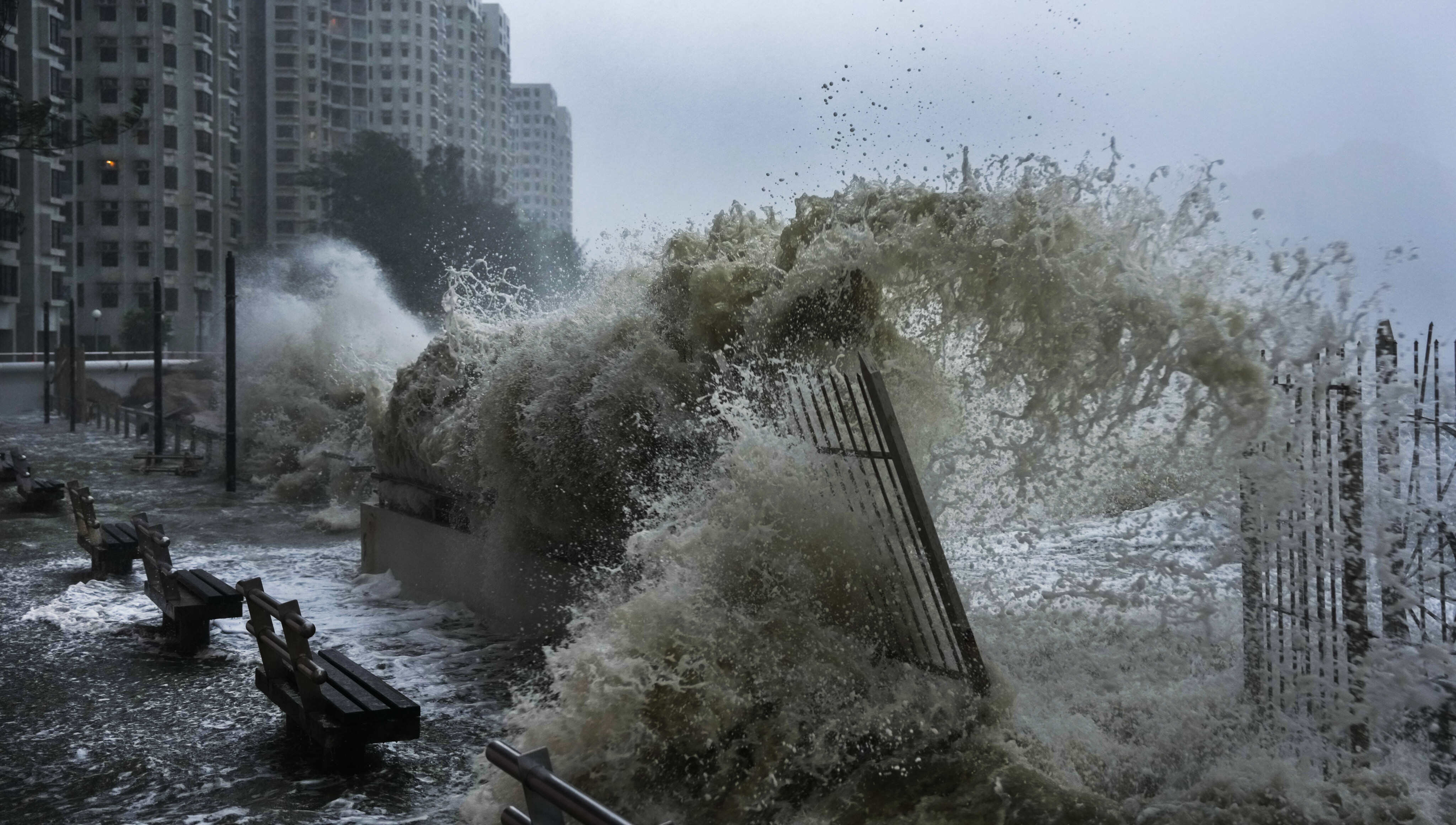 Two Hong Kong parents will avoid charges for storm-chasing with their kids, instead receiving a three-year warning. Photo: Karma Lo
