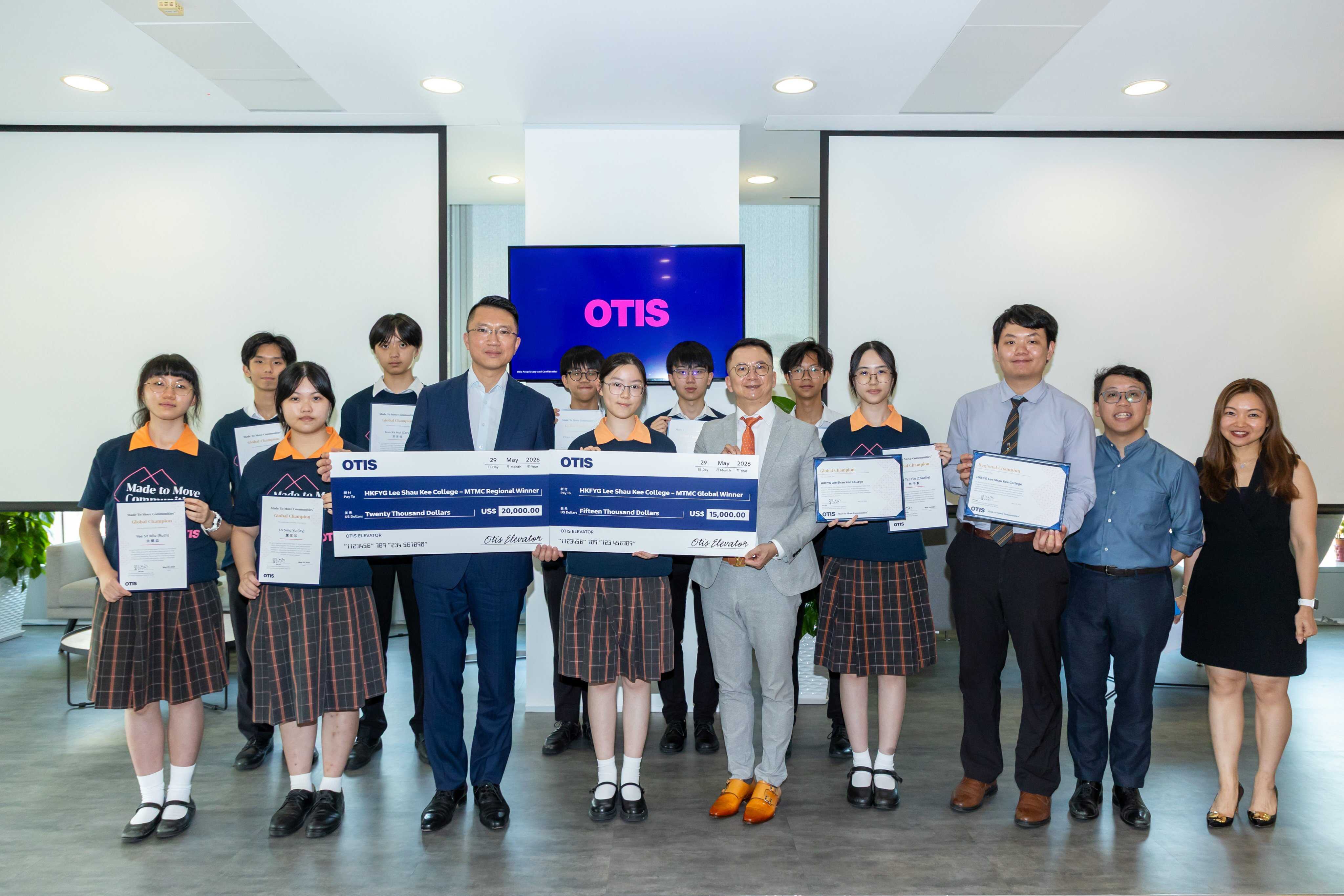 Thanks to the goggles they created, the students from HKFYG Lee Shau Kee College have won US$35,000 (HK$274,369) for their school’s STEM programmes. Photo: Handout