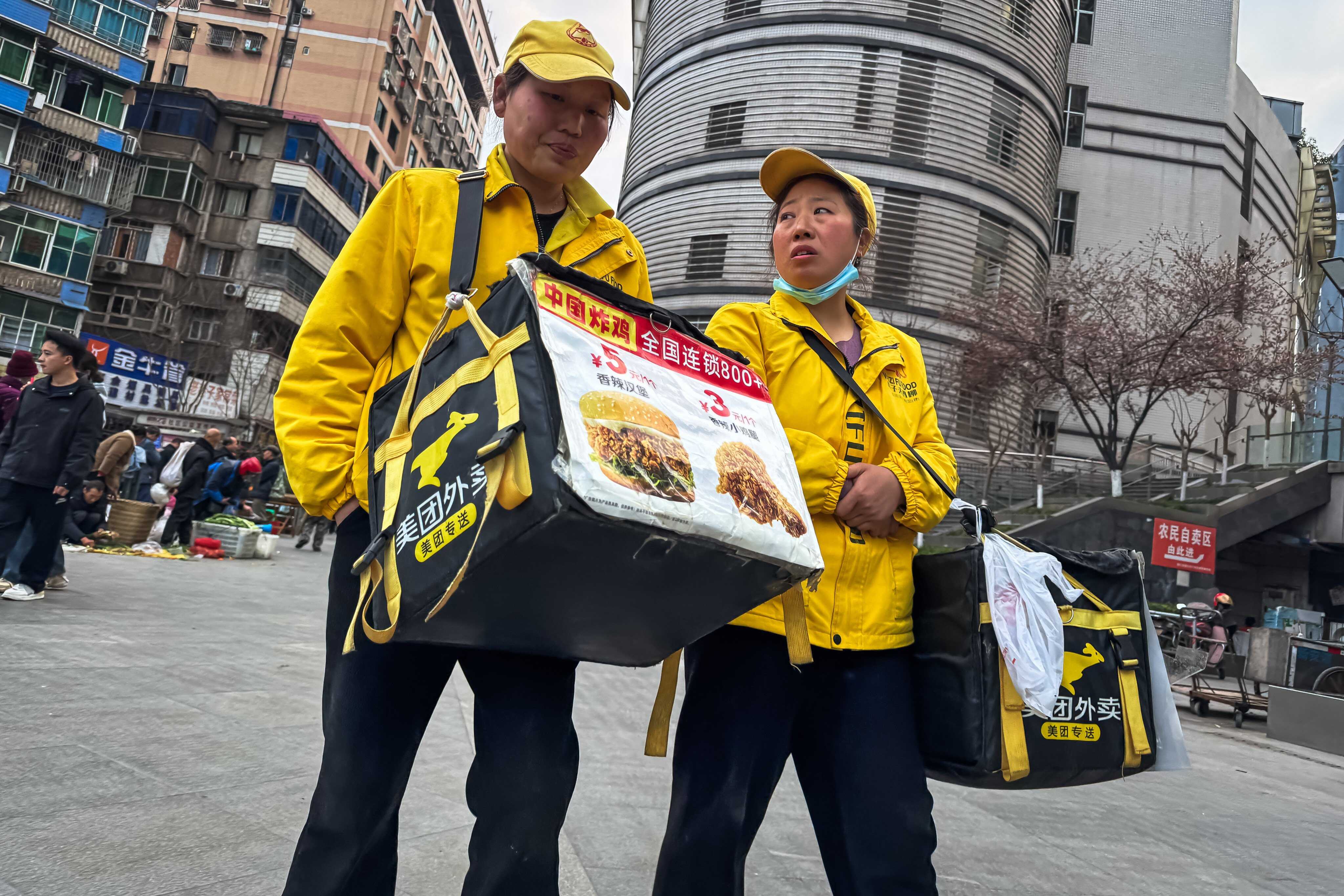 Chinese graduates are embracing flexible work and smaller cities, with slower salary growth and less pursuit of higher degrees. Photo: Getty Images