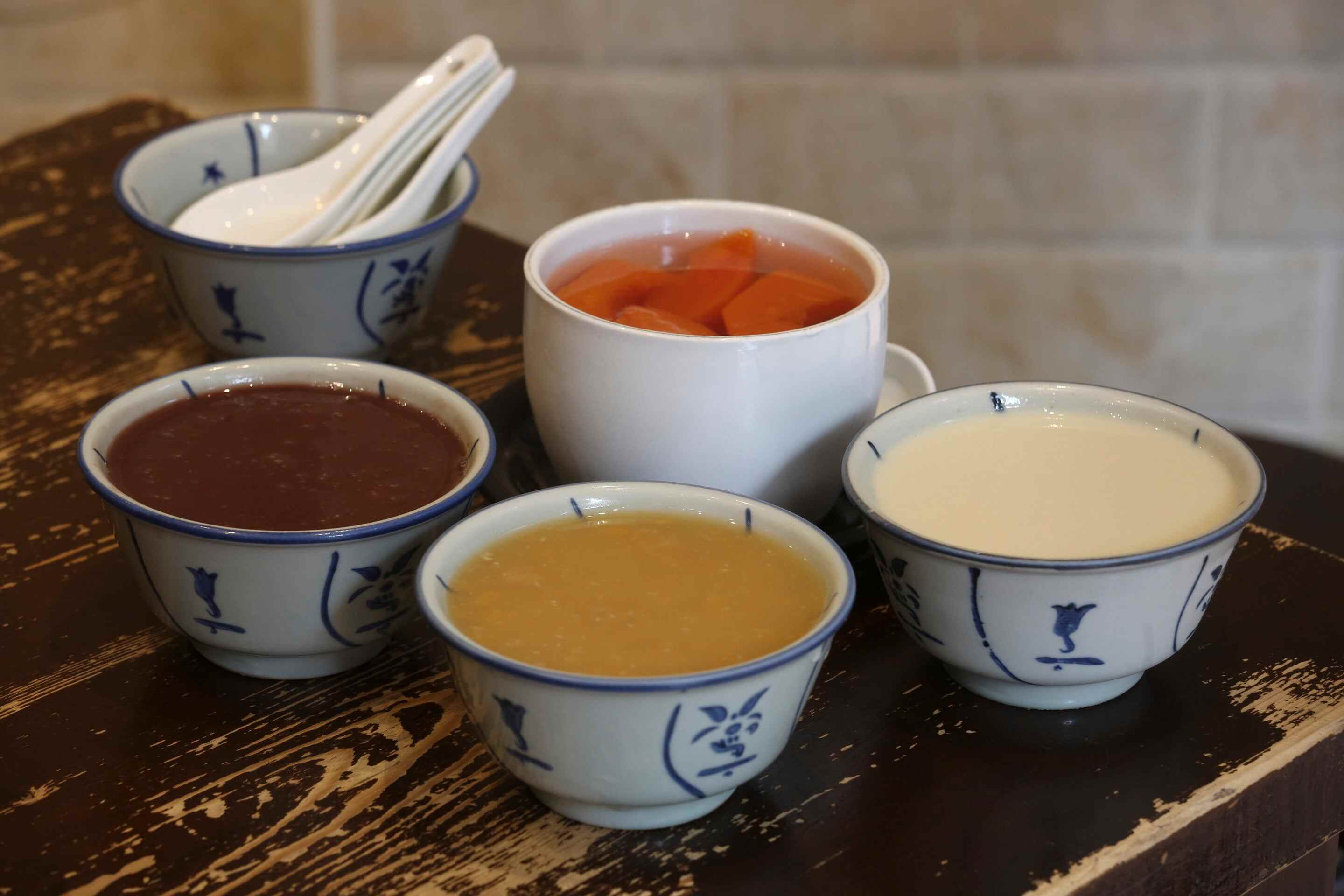 A combo of classic Hong Kong-style sweet soups – tong sui – at Kai Kai, a dessert shop in Jordan that started out as a street stall in 1979. Photo: Jonathan Wong