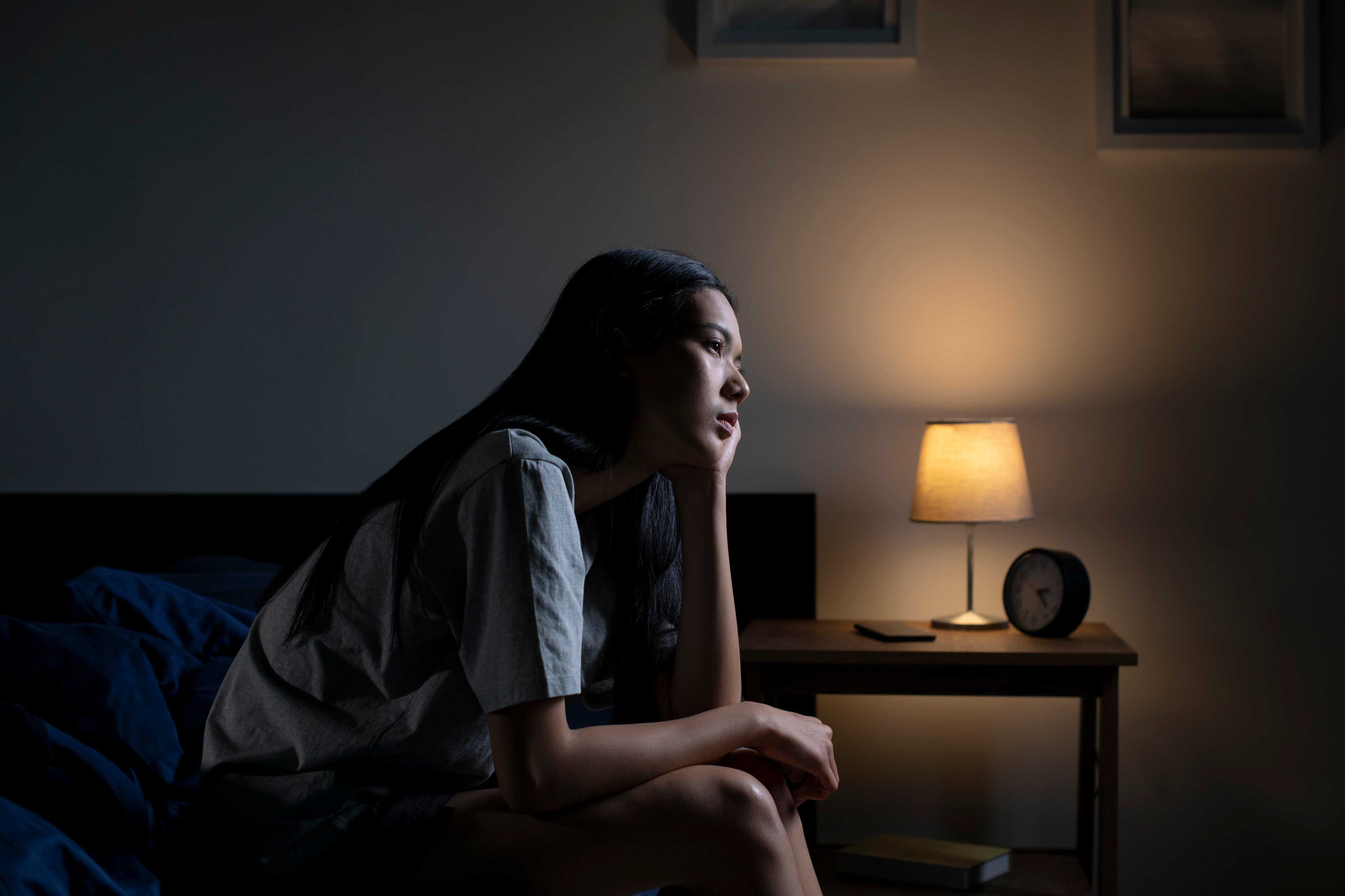 Find yourself overthinking? It can be helpful to distract yourself or write down your thoughts. Photo: Getty Images