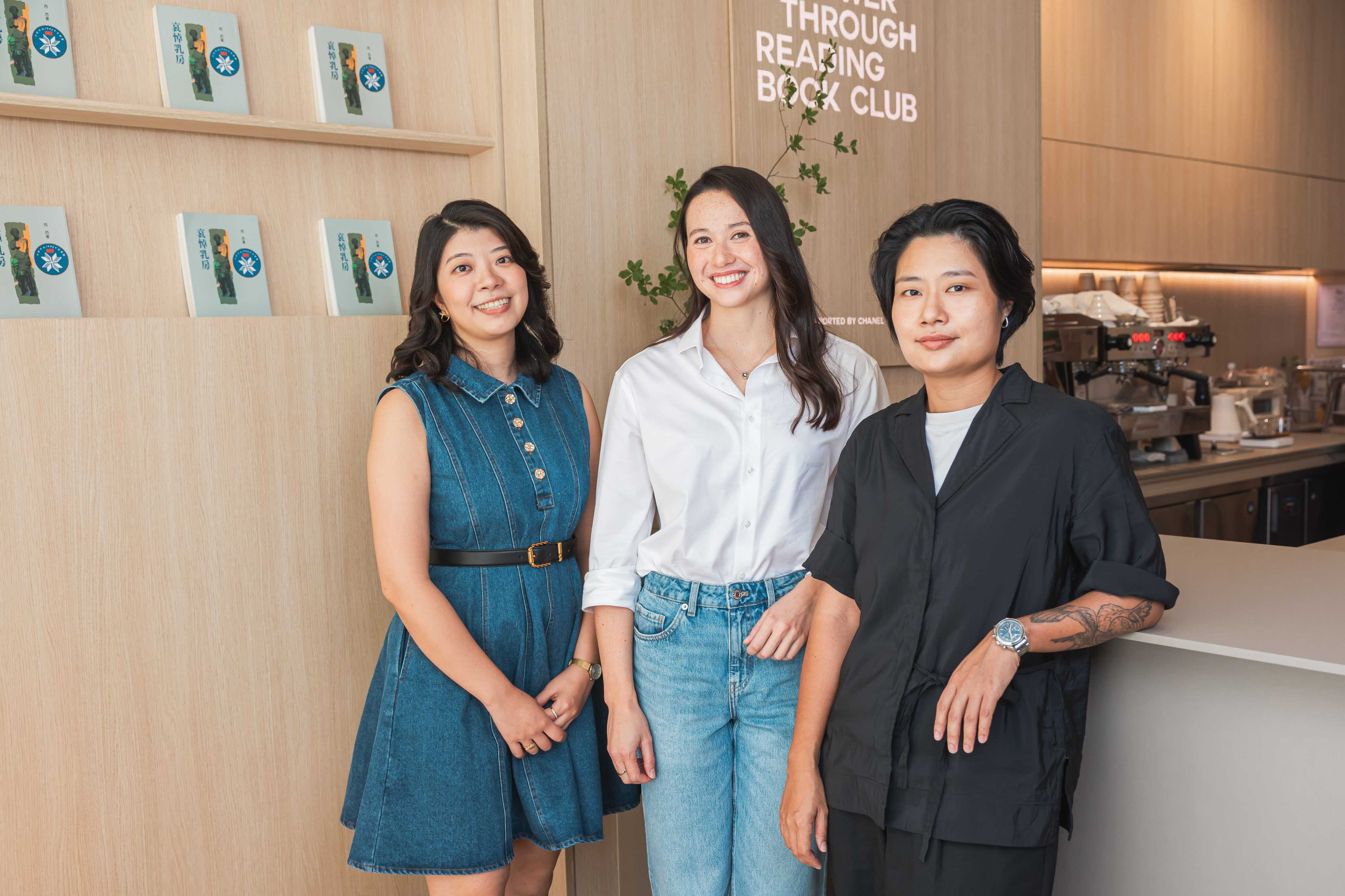 Writers Eva Wong (left) and Lam Sam-wai (right) joined Siobhan Haughey for a panel discussion at the "Empower Through Reading" book club. Photo: Chanel