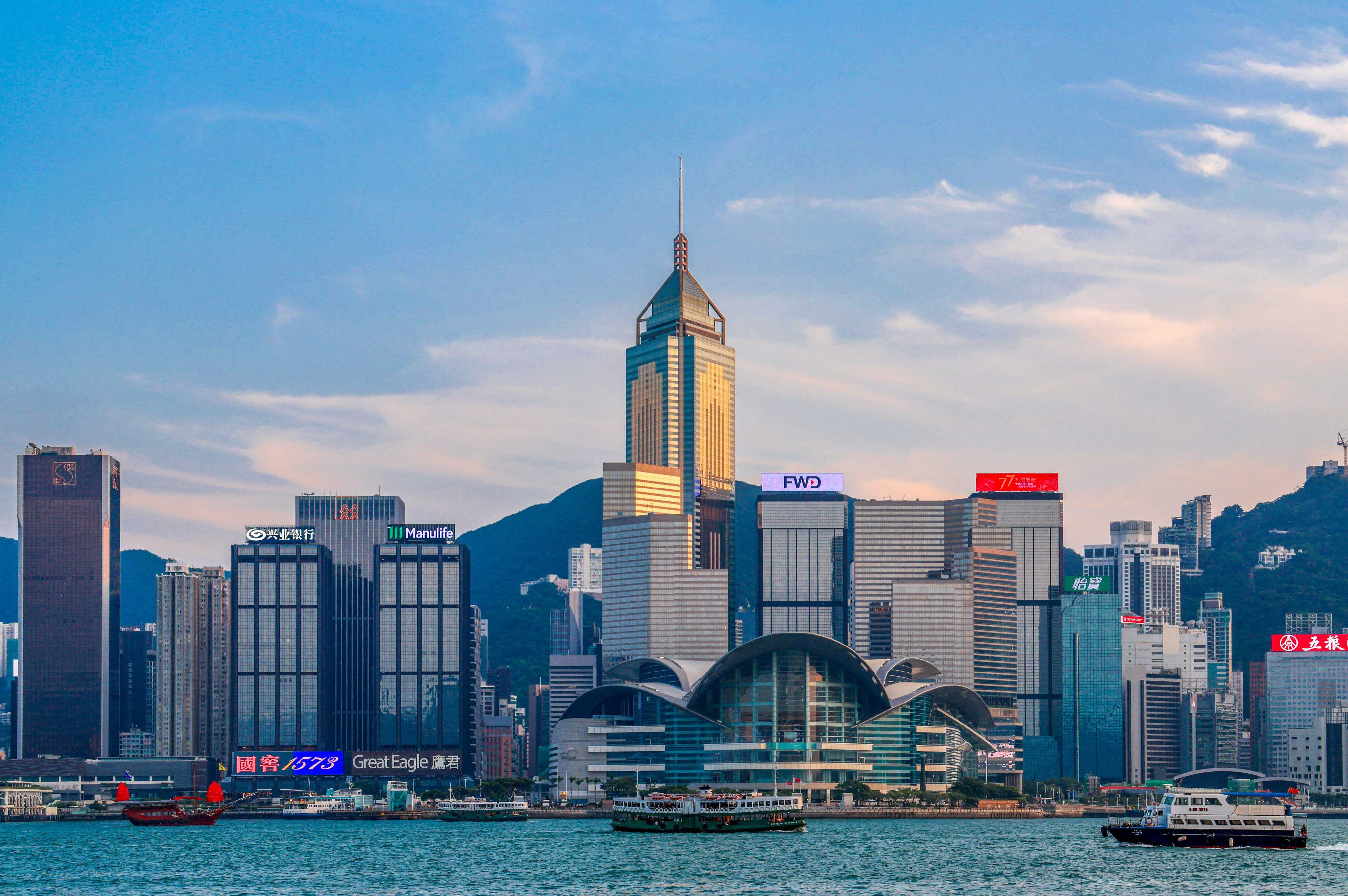 Discover Hong Kong’s wildest alien itineraries, from stinky tofu shocks and exam-season classrooms to neon chaos and historic peaks. Photo: Dickson Lee