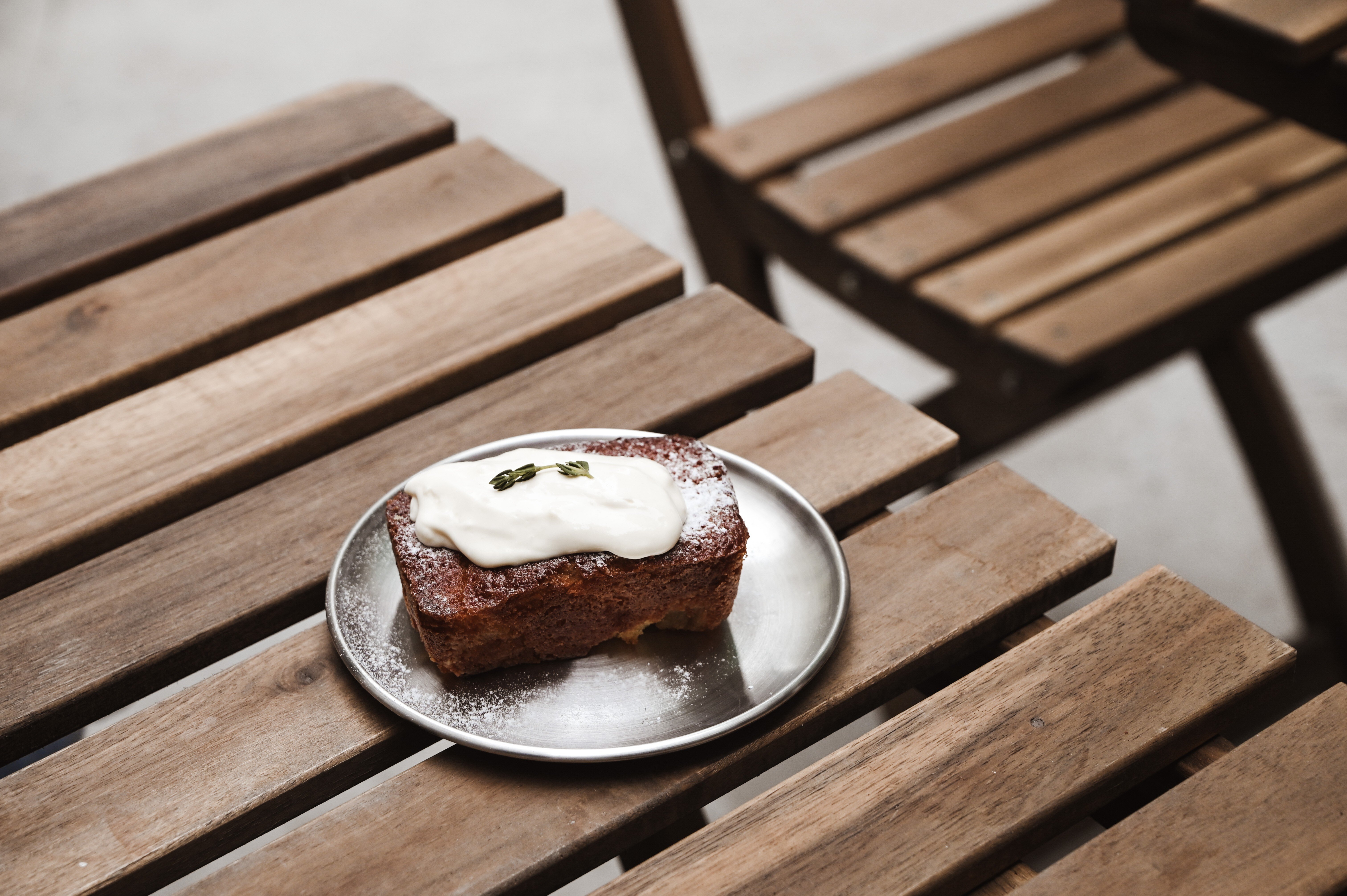 Mono Lab cafe review: A great spot on Hollywood for bagzels and other ...