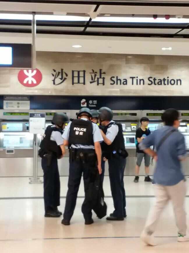 Man arrested for possession of an imitation firearm after being spotted ...