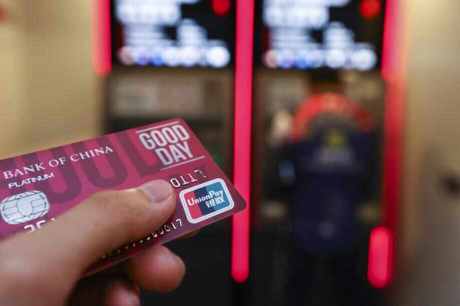 How to use an ATM and keep your money safe | Young Post Club