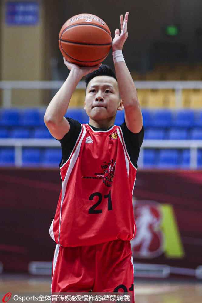 Li quit her job as a teaching assistant to pursue her dream of going pro in the mainland. Photo: Osports