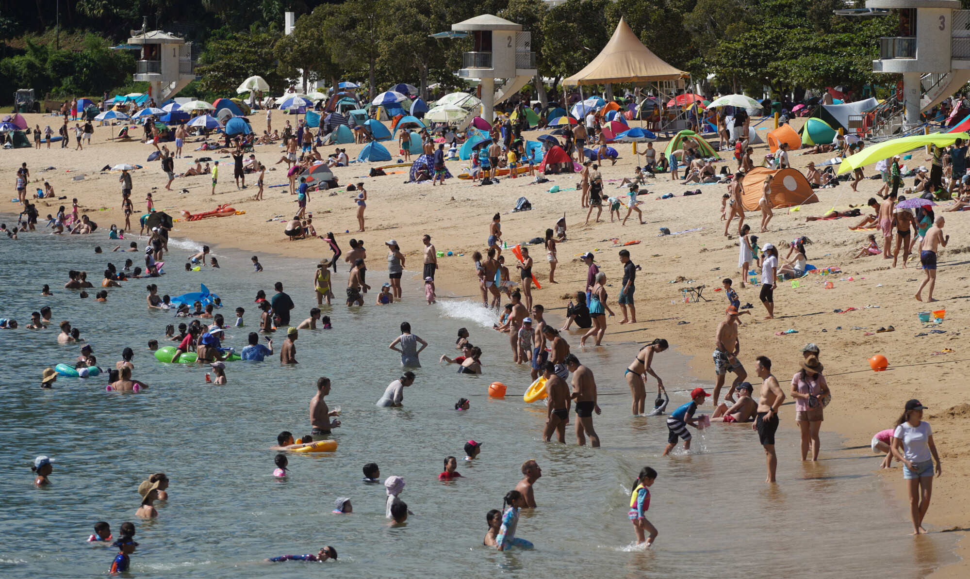 Who wants to stay inside while the sun is out? Not these people, that’s for sure. Photo: Winson Wong