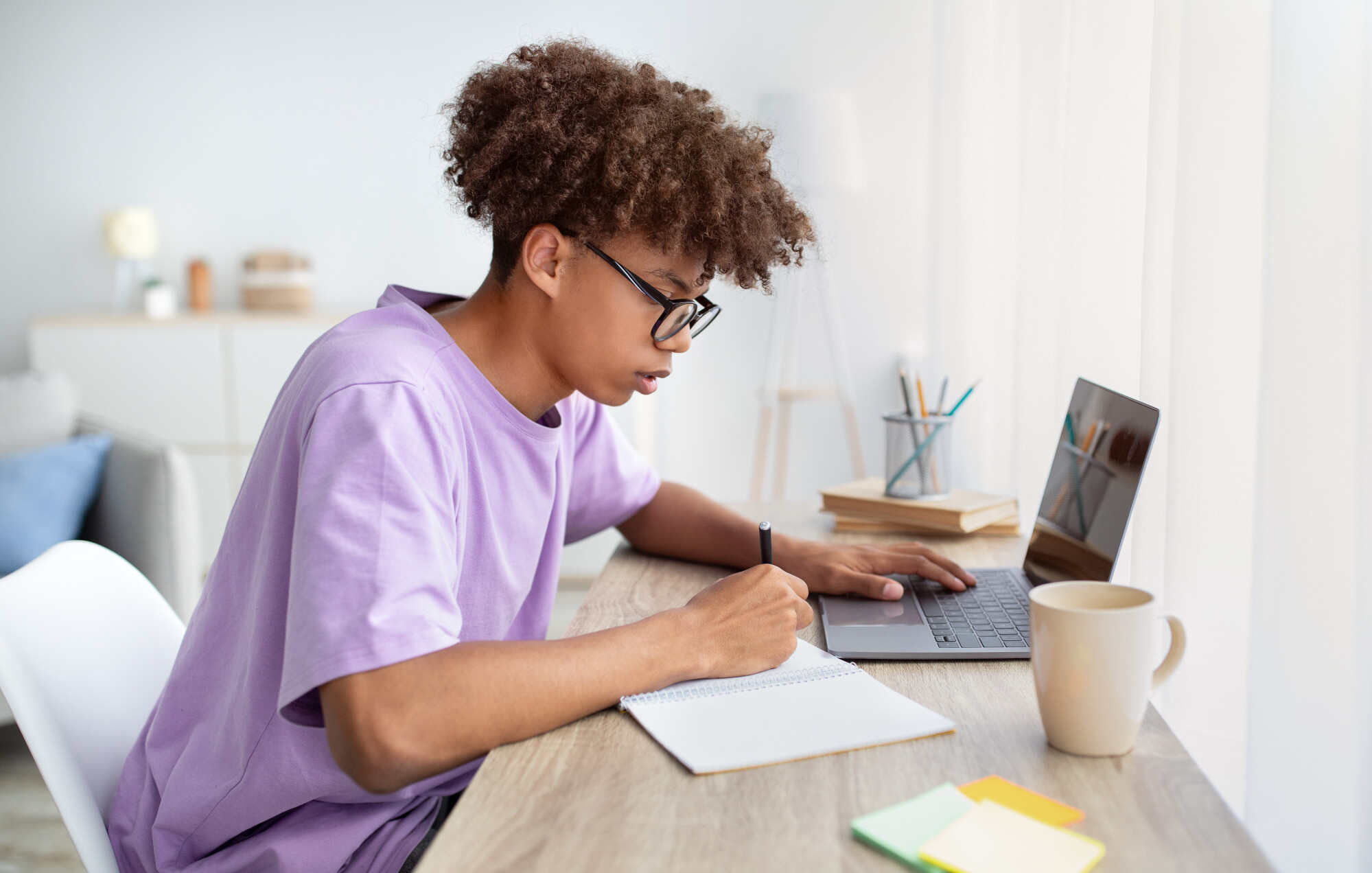 The internet is full of resources to improve your writing. Photo: Shutterstock