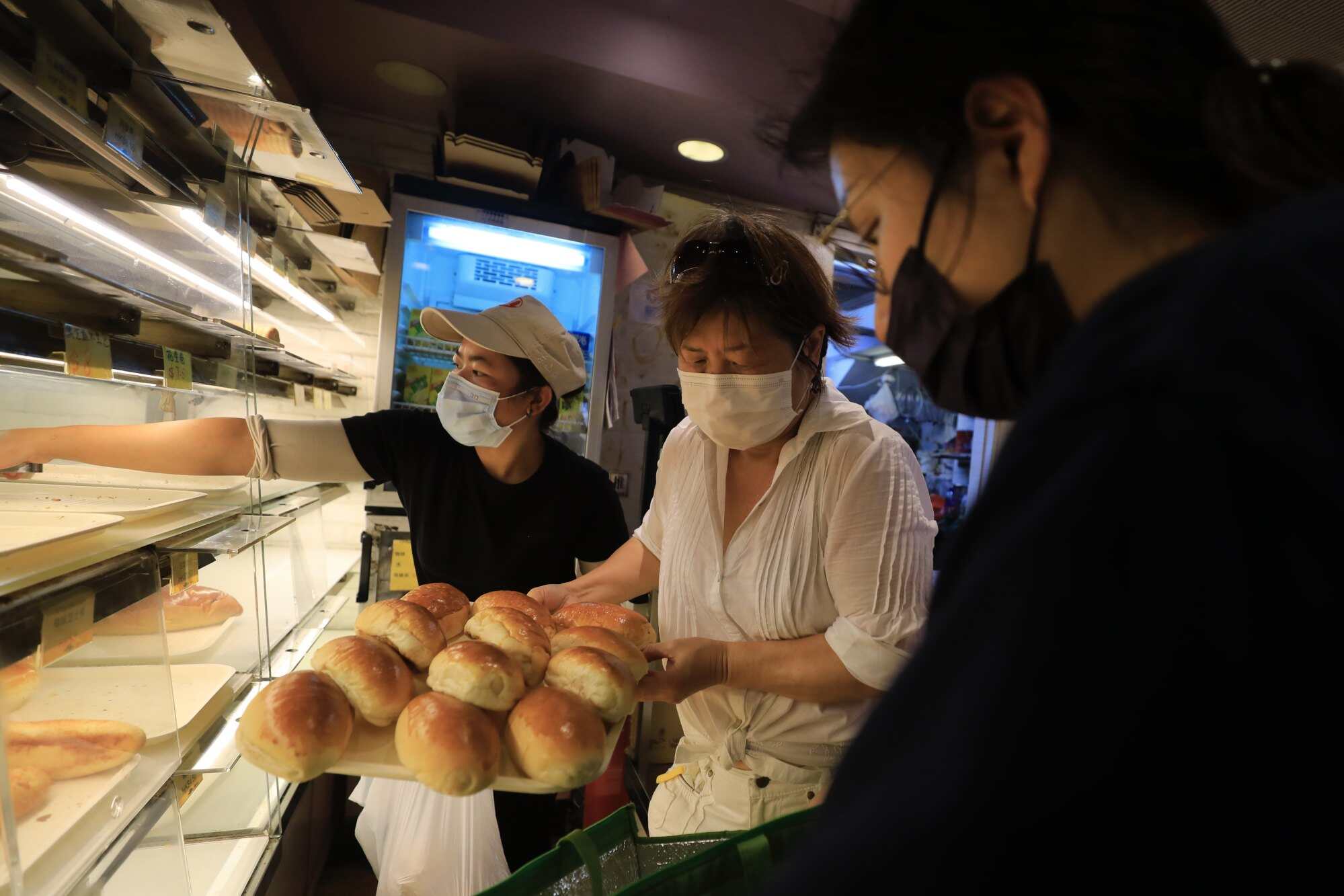 Bakeries in Hong Kong typically throw away unsold bread at the end of the day. Photo: Xiaomei Chen