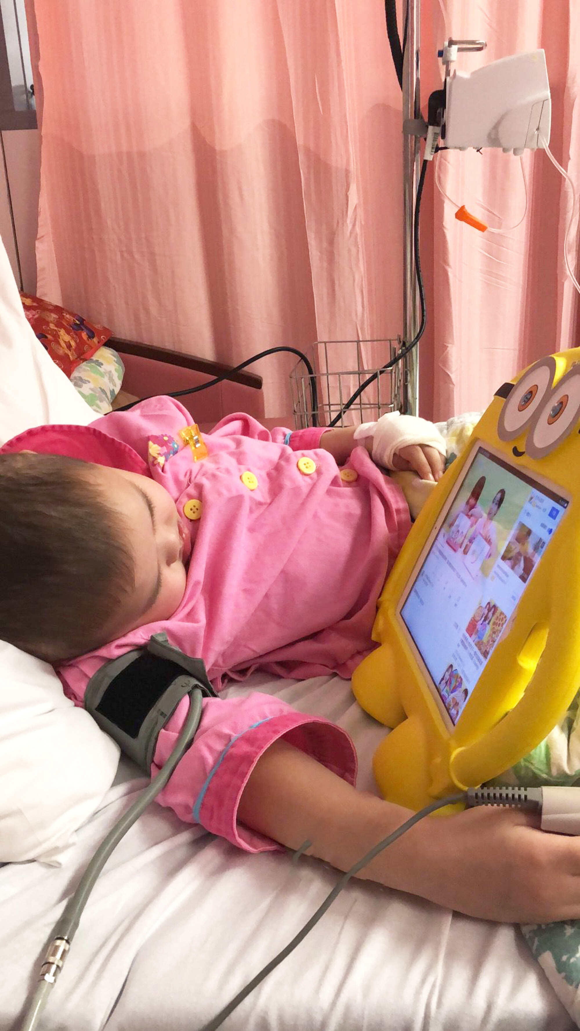 Child life specialists help their patients better understand what is happening to them so that they do not feel so scared. Photo: Handout