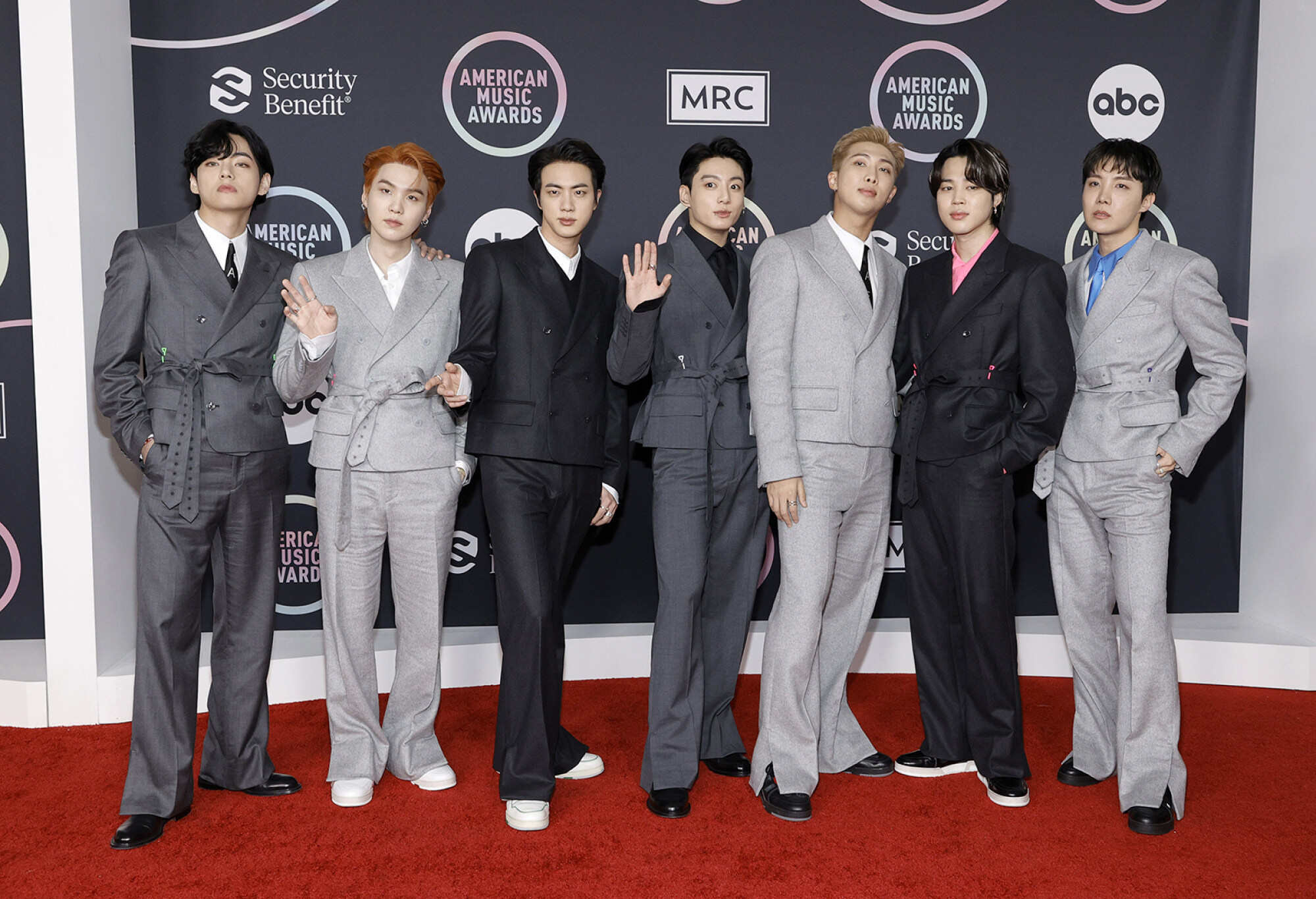 From left: V, SUGA, Jin, Jungkook, RM, Jimin and J-hope of BTS attend the 2021 American Music Awards at Microsoft Theater on November 21, 2021 in Los Angeles. Photo: Getty Images/TNS