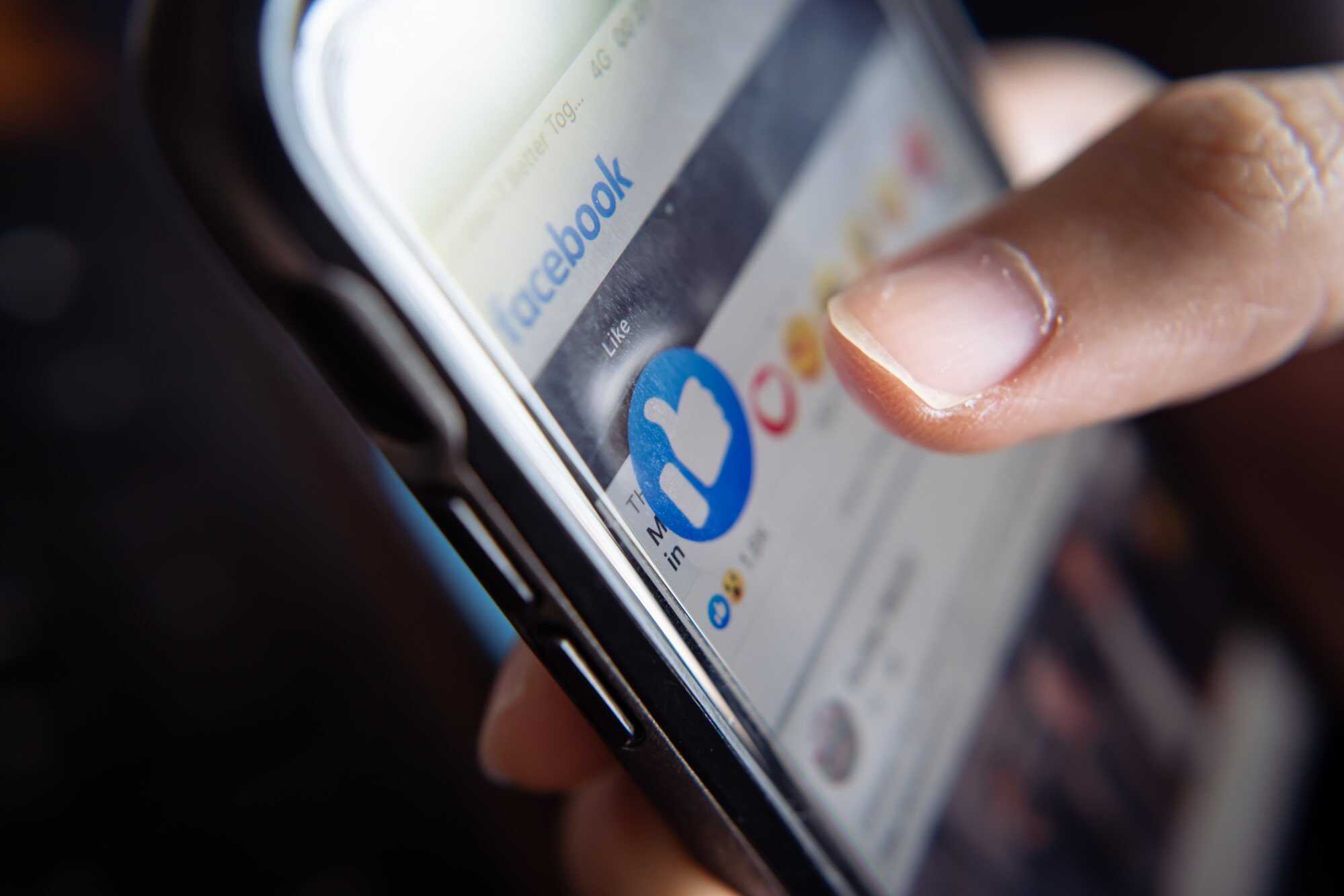Researchers and journalists lamented the loss of CrowdTangle, calling it a vital tool for tracking misinformation. Photo: Shutterstock