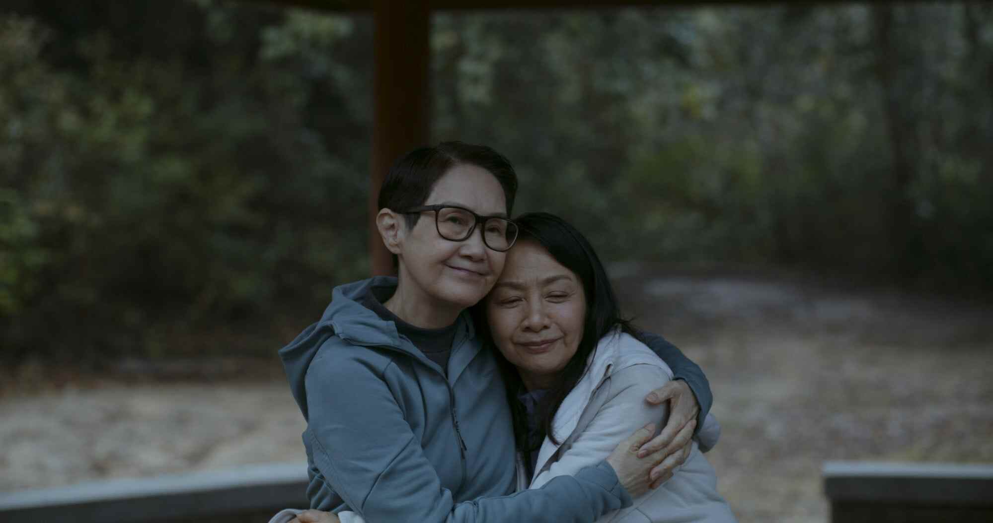 Maggie Li Lin-lin (left) and Patra Au Ga-man play a long-term lesbian couple in “All Shall Be Well”. Photo: Films Boutique