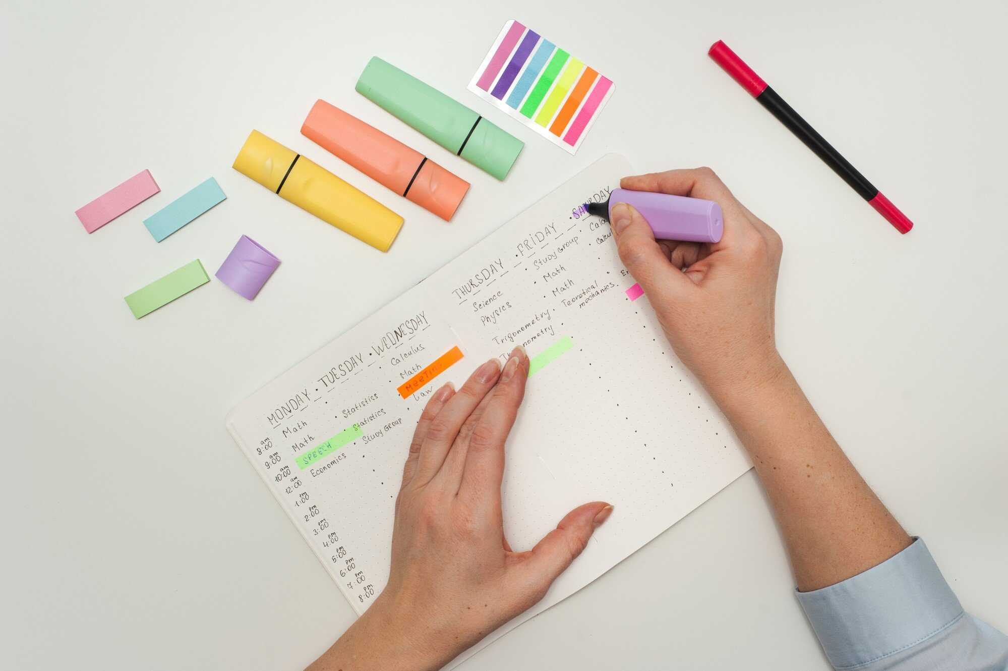 A study planner can help you keep track of your time. Photo: Shutterstock