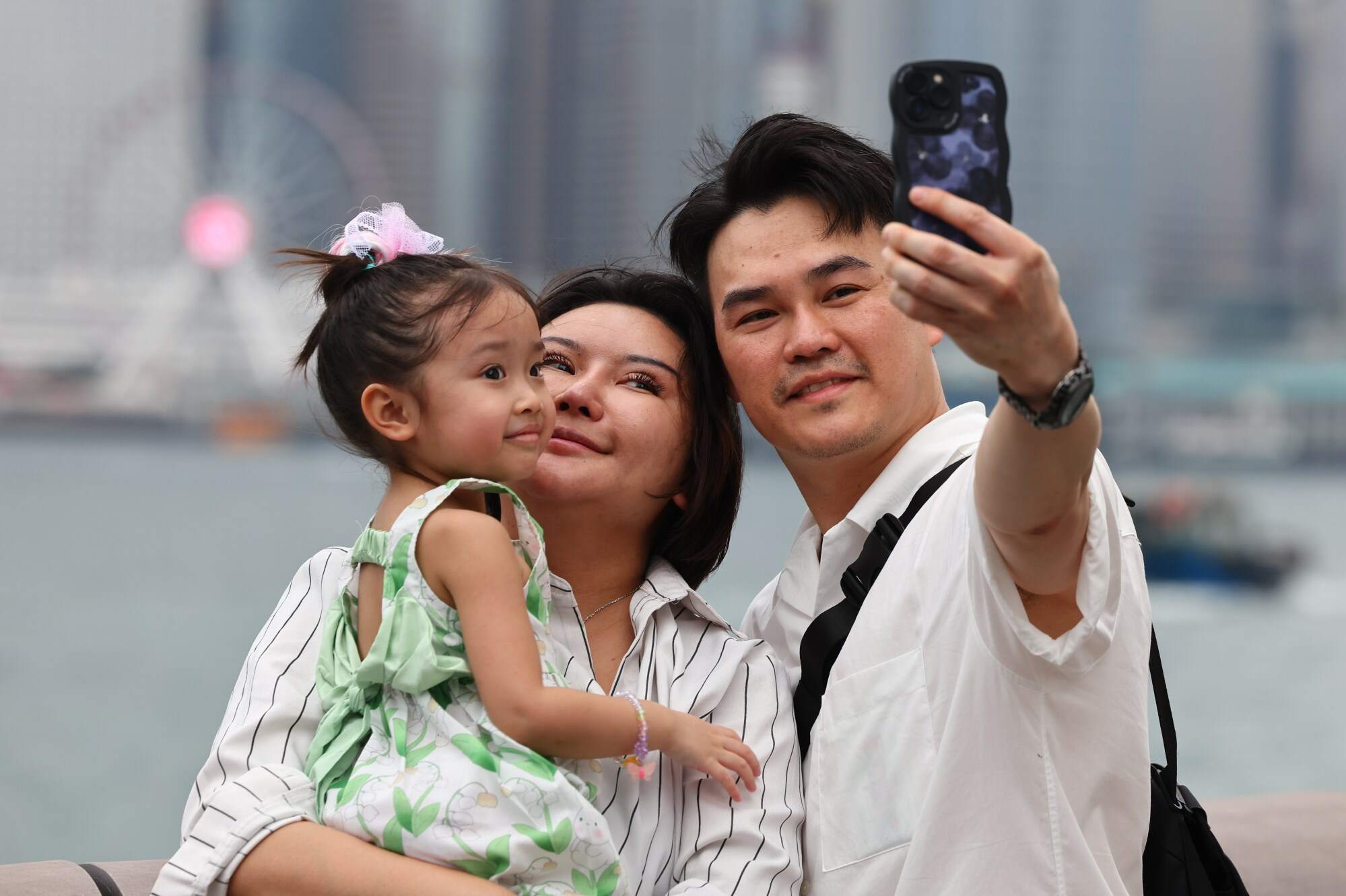 Good communication and bonding time are essential for happy family relationships. Photo: Dickson Lee