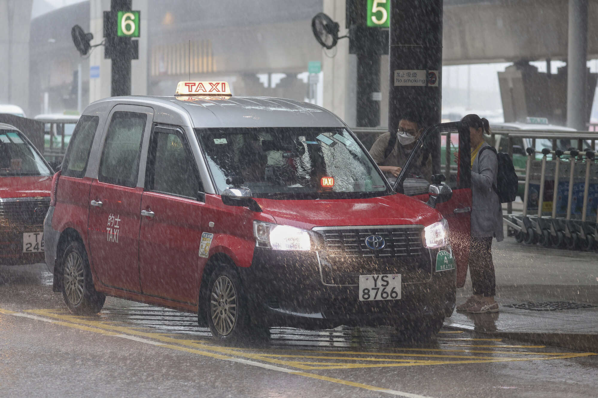 Surviving typhoons in Hong Kong involves meticulous preparation and staying informed. Photo: Edmond So