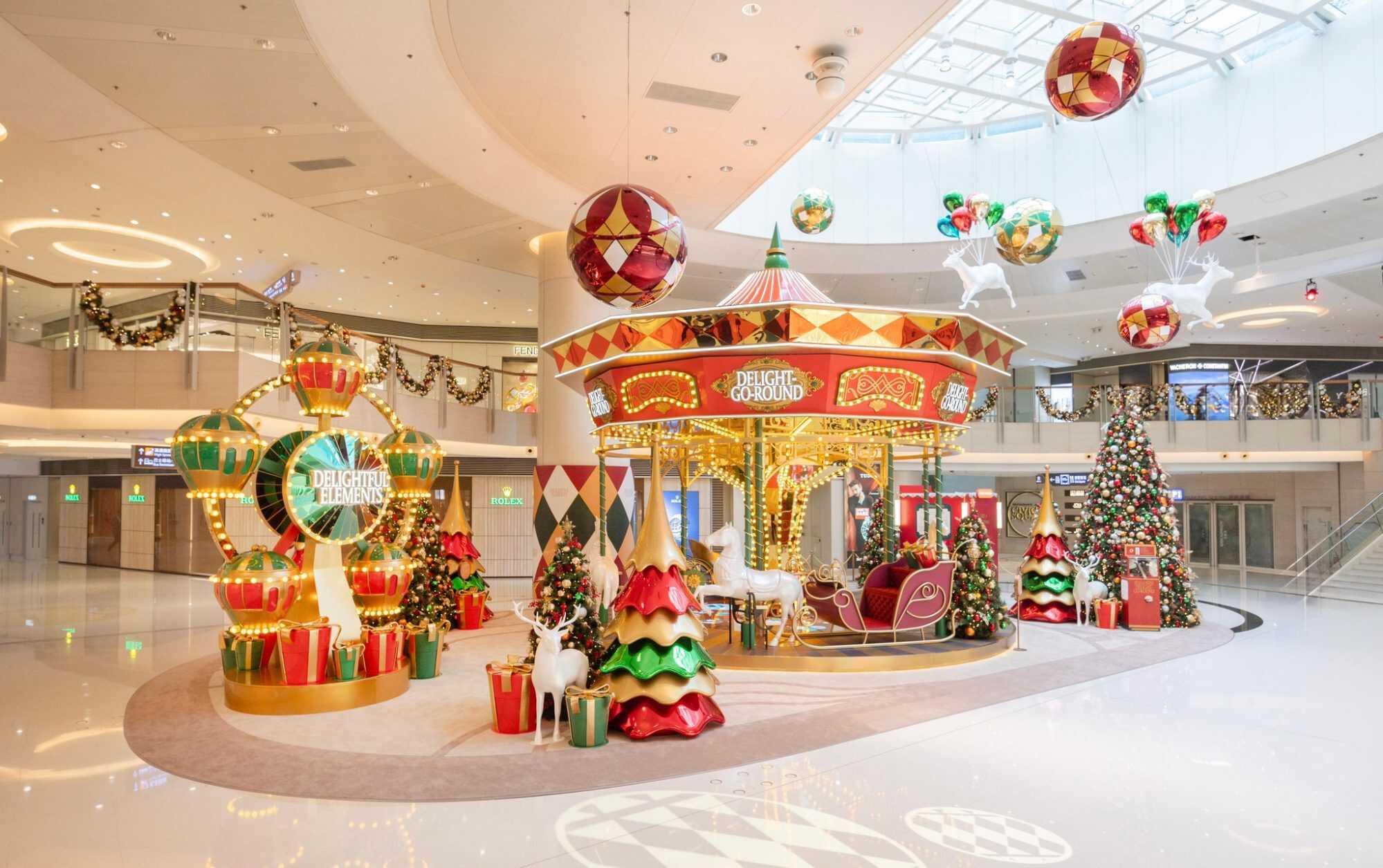 Elements has also organised special meet and greets with Santa Claus at their Christmas carnival. Photo: Facebook/ELEMENTS