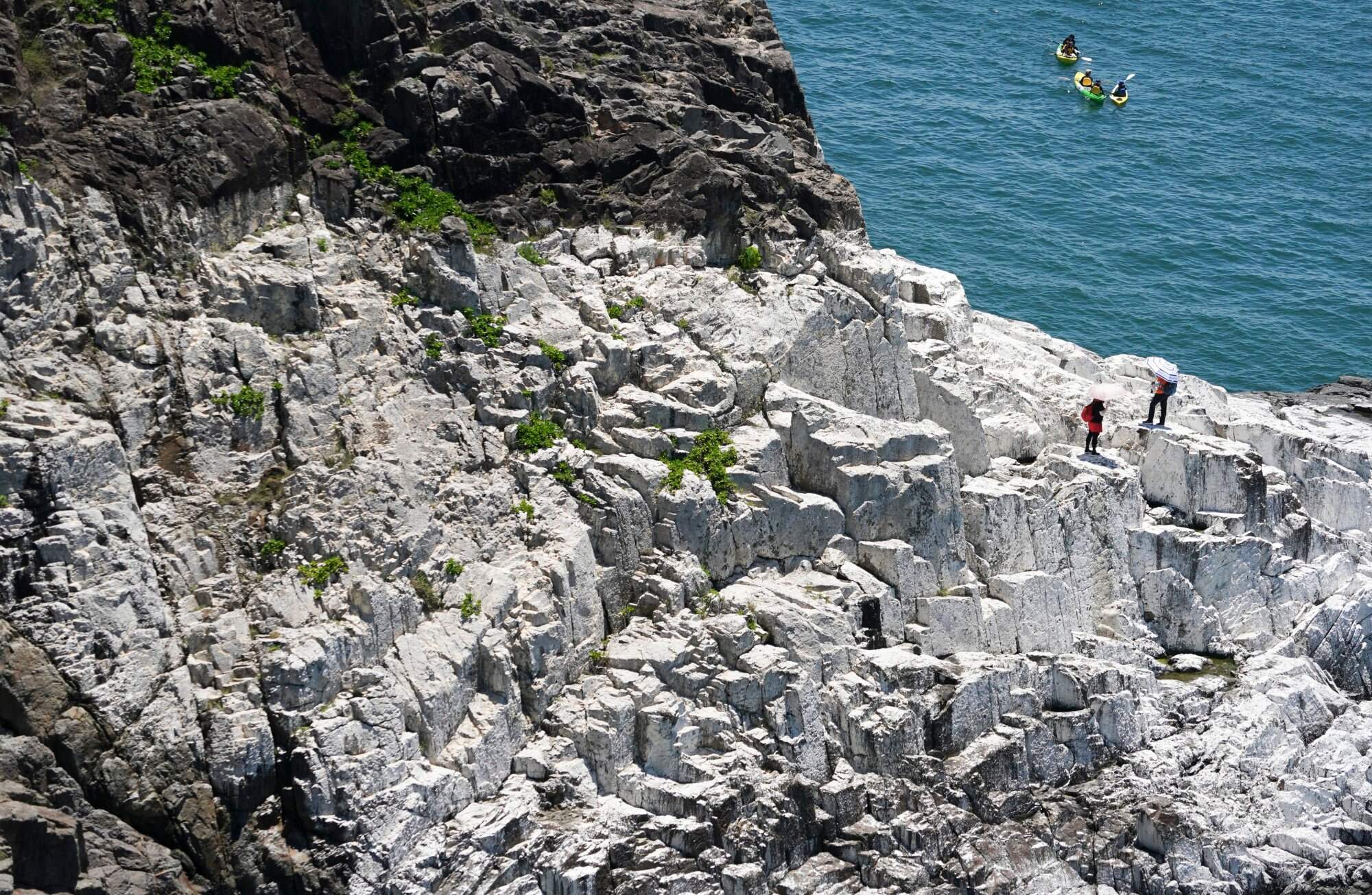 The “White Cliff” in Lam Tong Mei, a small rocky peninsula at the extreme southern tip of Tung Lung Chau. Photo: Felix Wong
