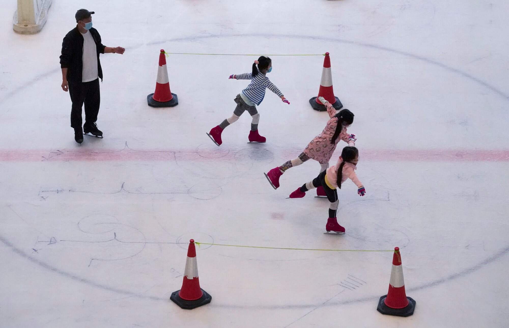 If you’re looking for snow in Hong Kong, an ice rink might be the closest thing. Photo: Felix Wong