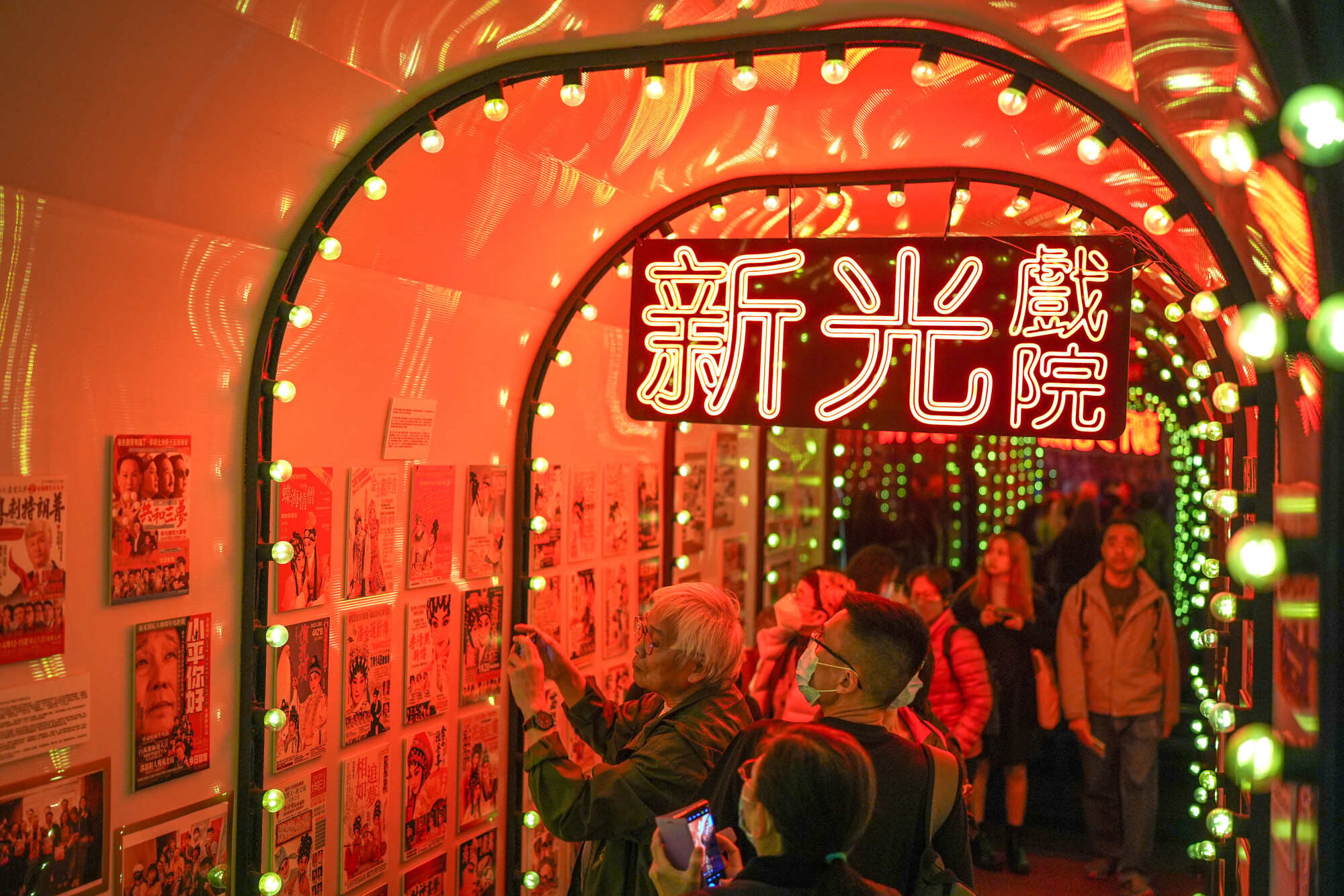 People visit Sunbeam Theatre in North Point on the last open day before its closure. Photo: Eugene Lee
