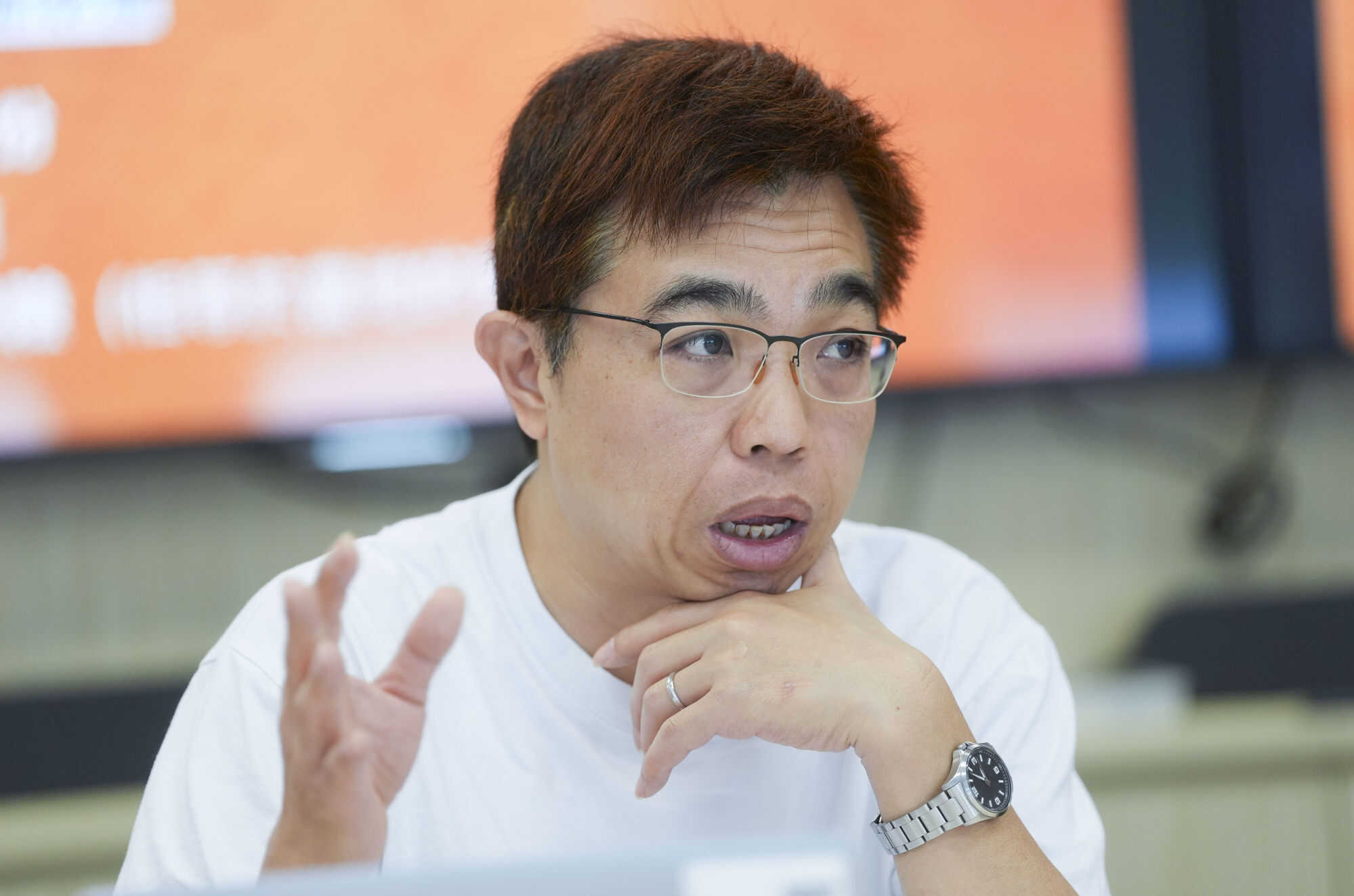 Mak Tak-ching, who is also a member of the Riders’ Rights Concern Group, said delivery workers essentially had to fend for themselves. Photo: Elson Li