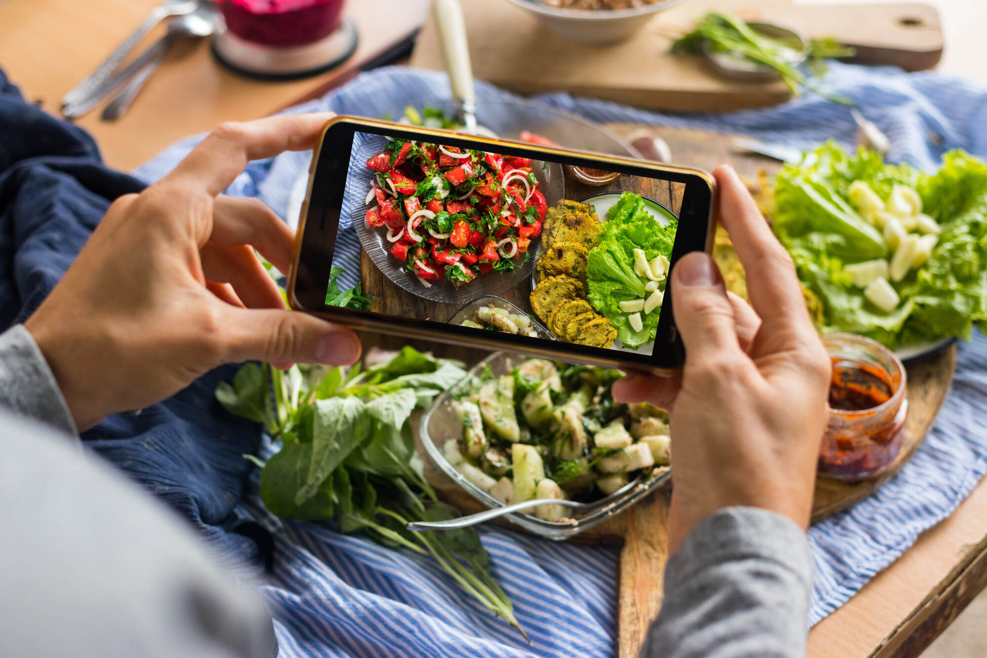 Are you interested in becoming a food blogger? Photo: Shutterstock