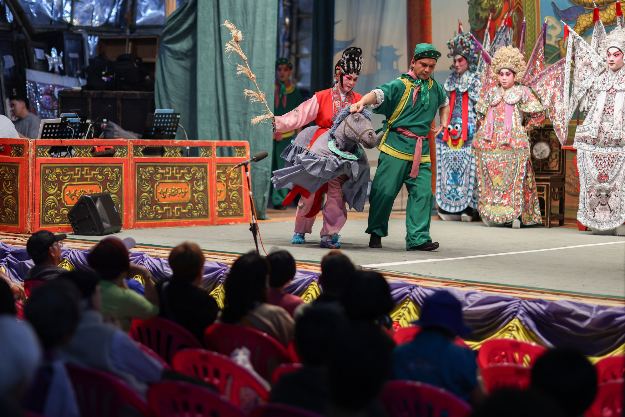 Scenes from the five-day Cantonese opera show during the Tin Hau Festival on Po Toi. Photo: Eugene Lee