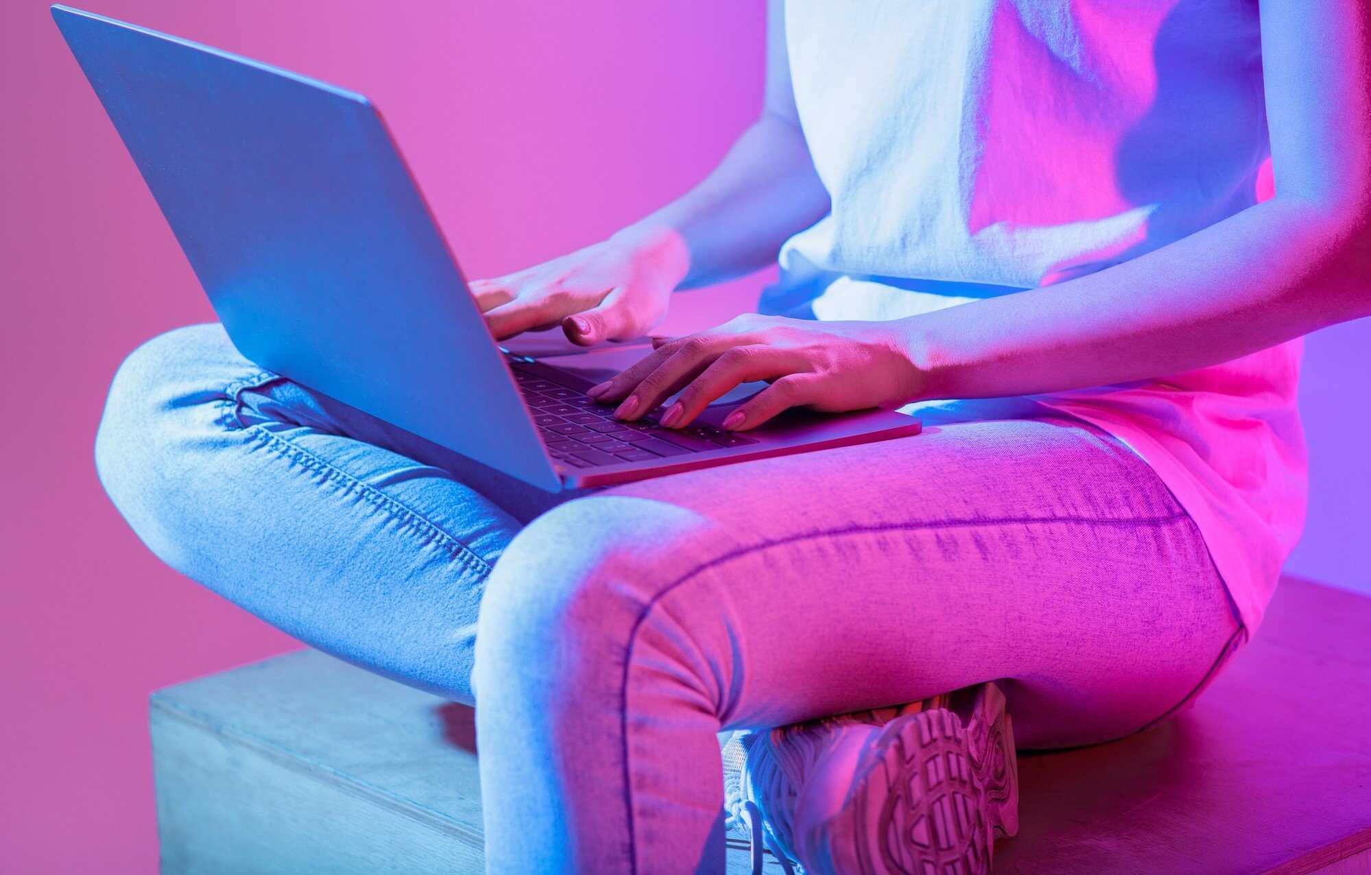 AI tools help people create new apps. Photo: Shutterstock