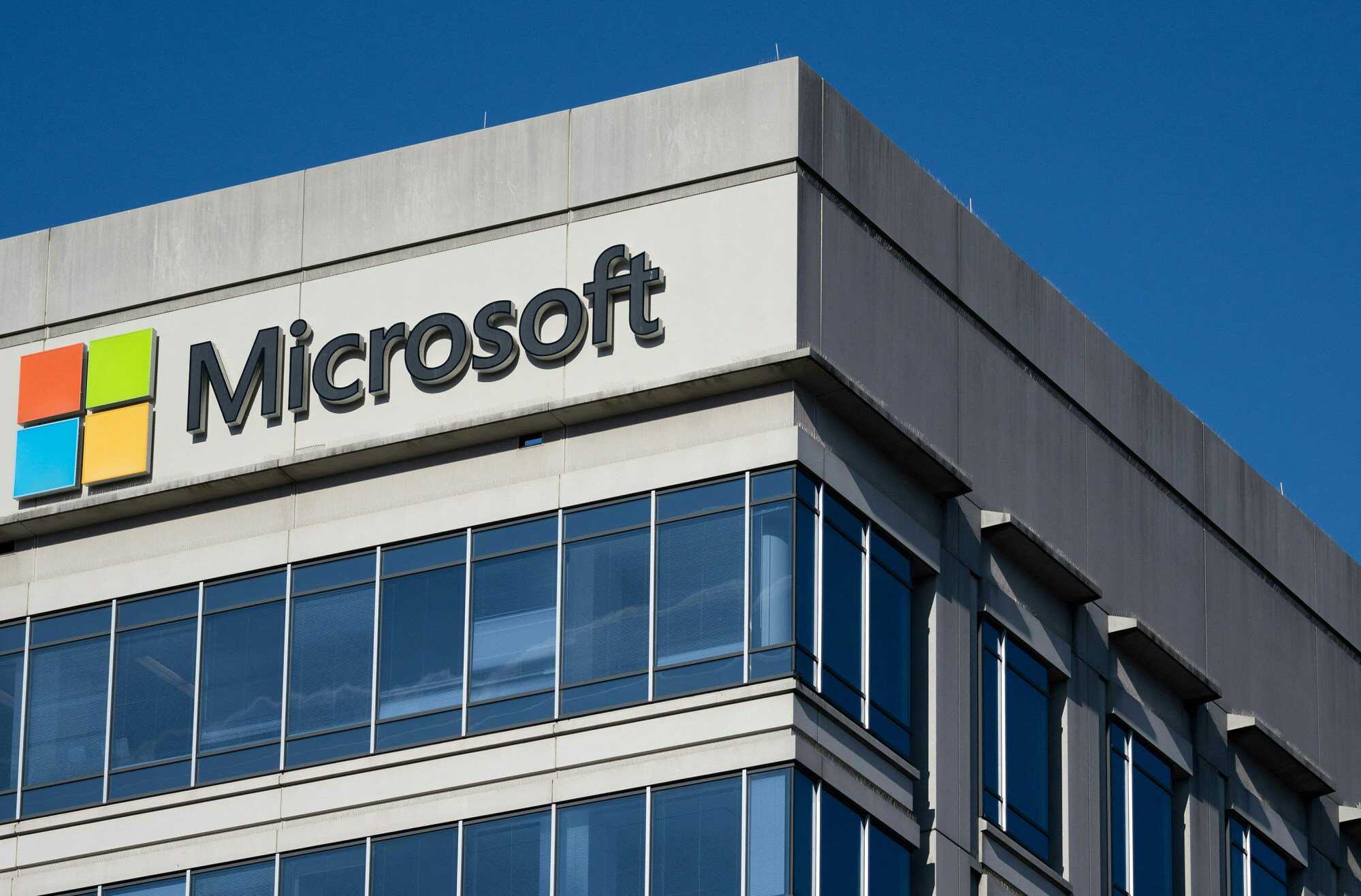Companies including Microsoft, Amazon, Alphabet and Goldman Sachs were among those that sent urgent emails to their employees with travel advisories. Photo: AFP