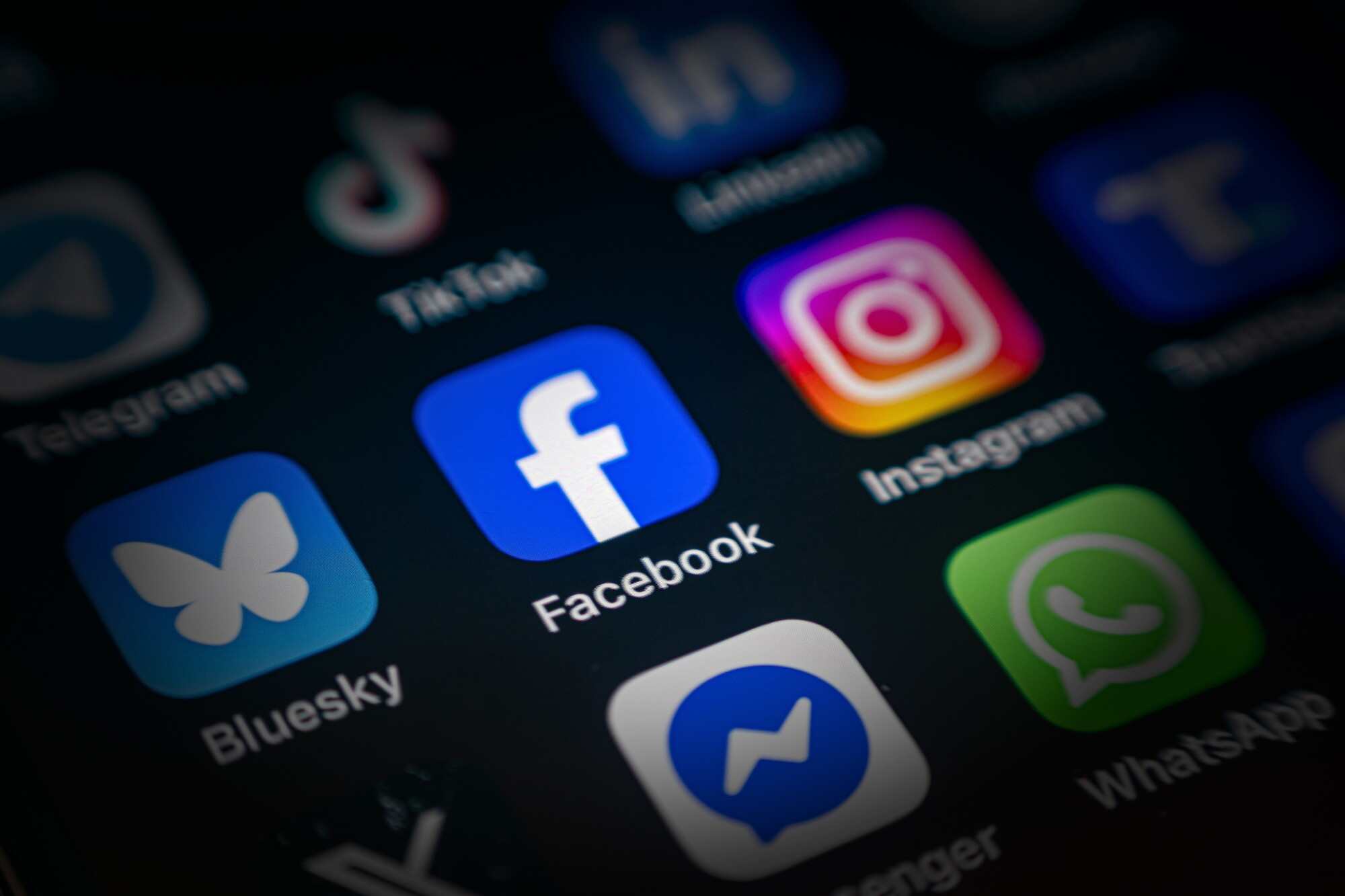Social media connects and educates us but can also harm self-esteem, so it’s important to use it mindfully and kindly. Photo: Shutterstock