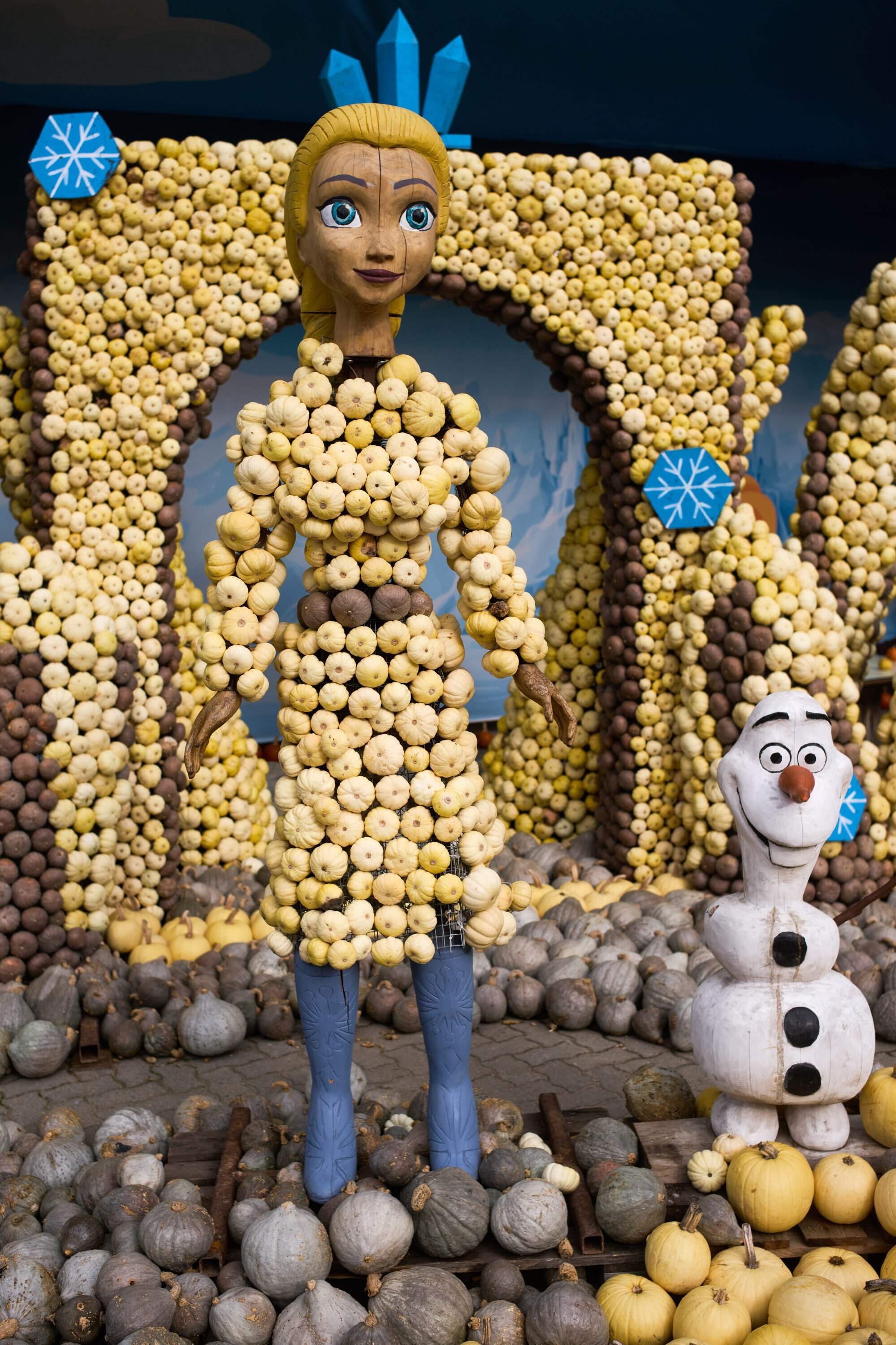 Sculptures of Elsa and Olaf from the children’s film ‘Frozen’ at the annual pumpkin festival in Germany. Photo: AP