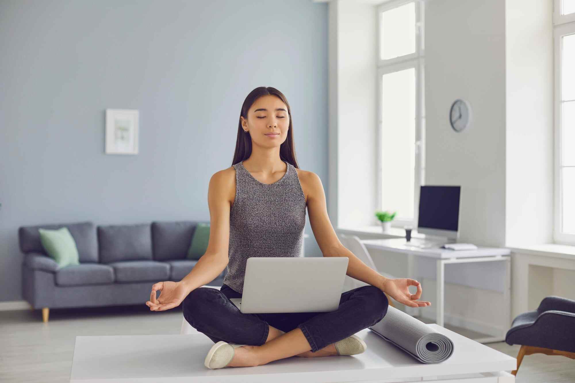 It’s important to take regular breaks from screens. Photo: Shutterstock