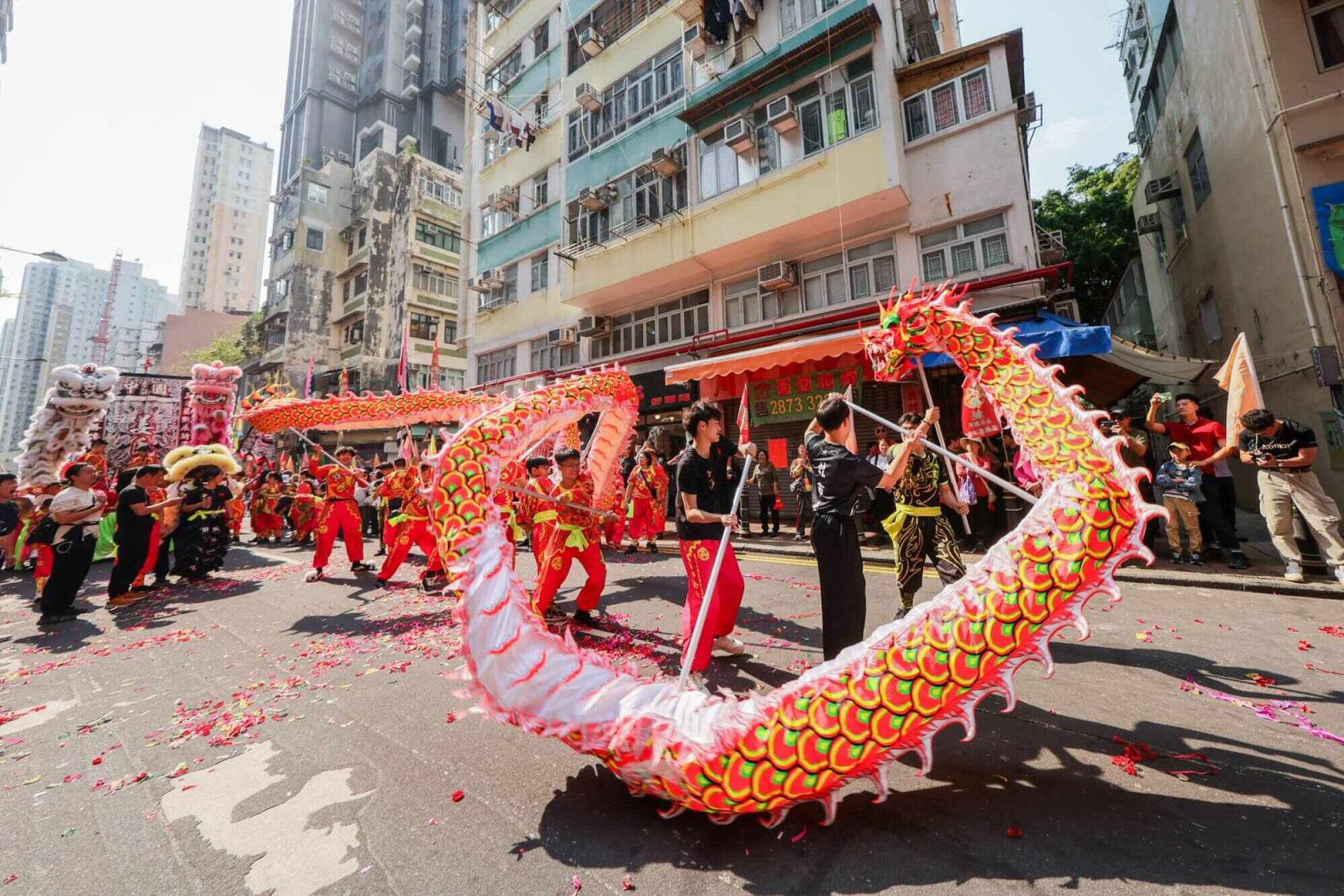 Sixteen parade teams took part in this year’s Festival Parade. Photo: Tung Hing Association Limited