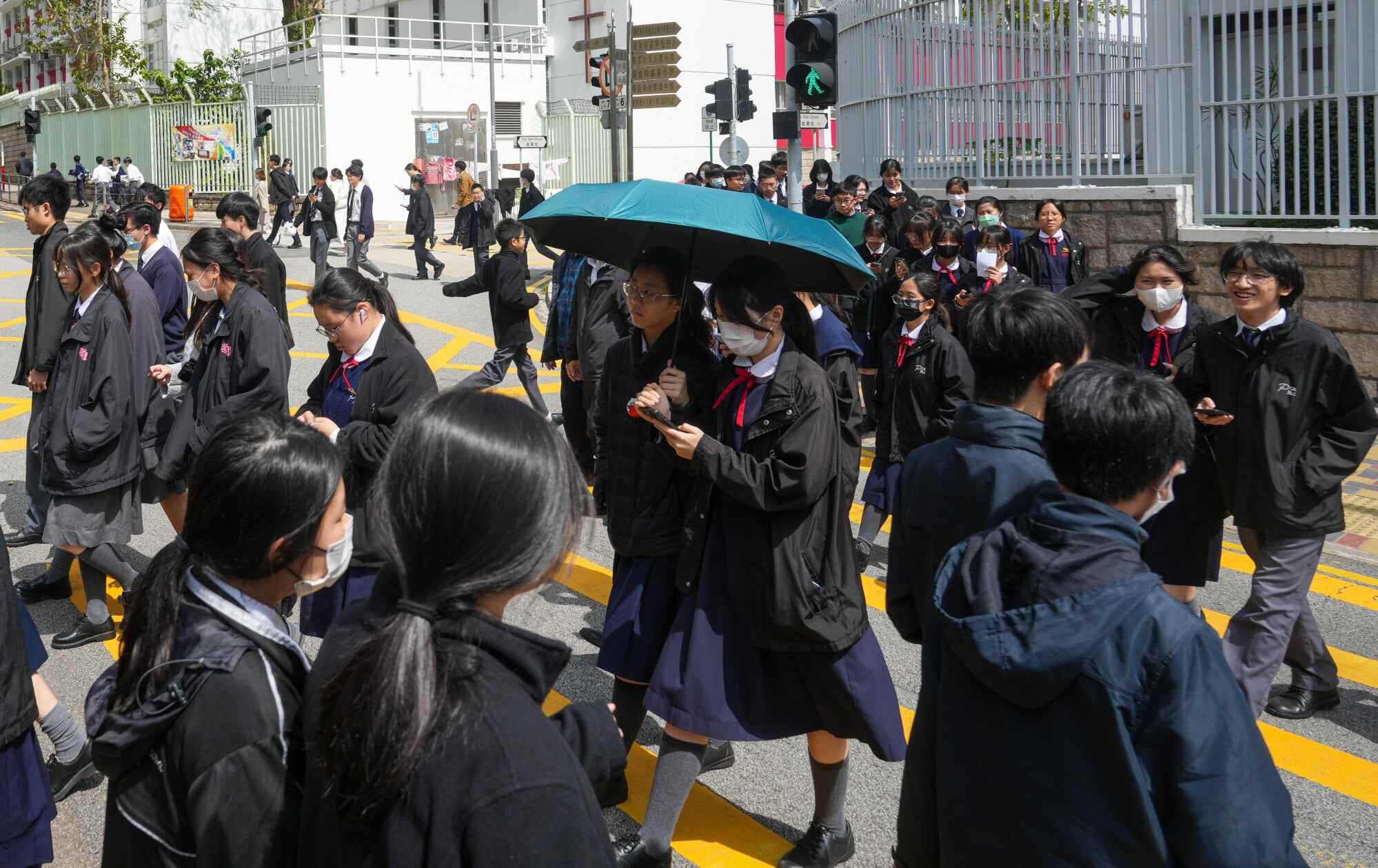 Experts estimated that more than 10 per cent of secondary school students were now from the mainland, and most of them had not attended primary schools in Hong Kong. Photo: Sam Tsang