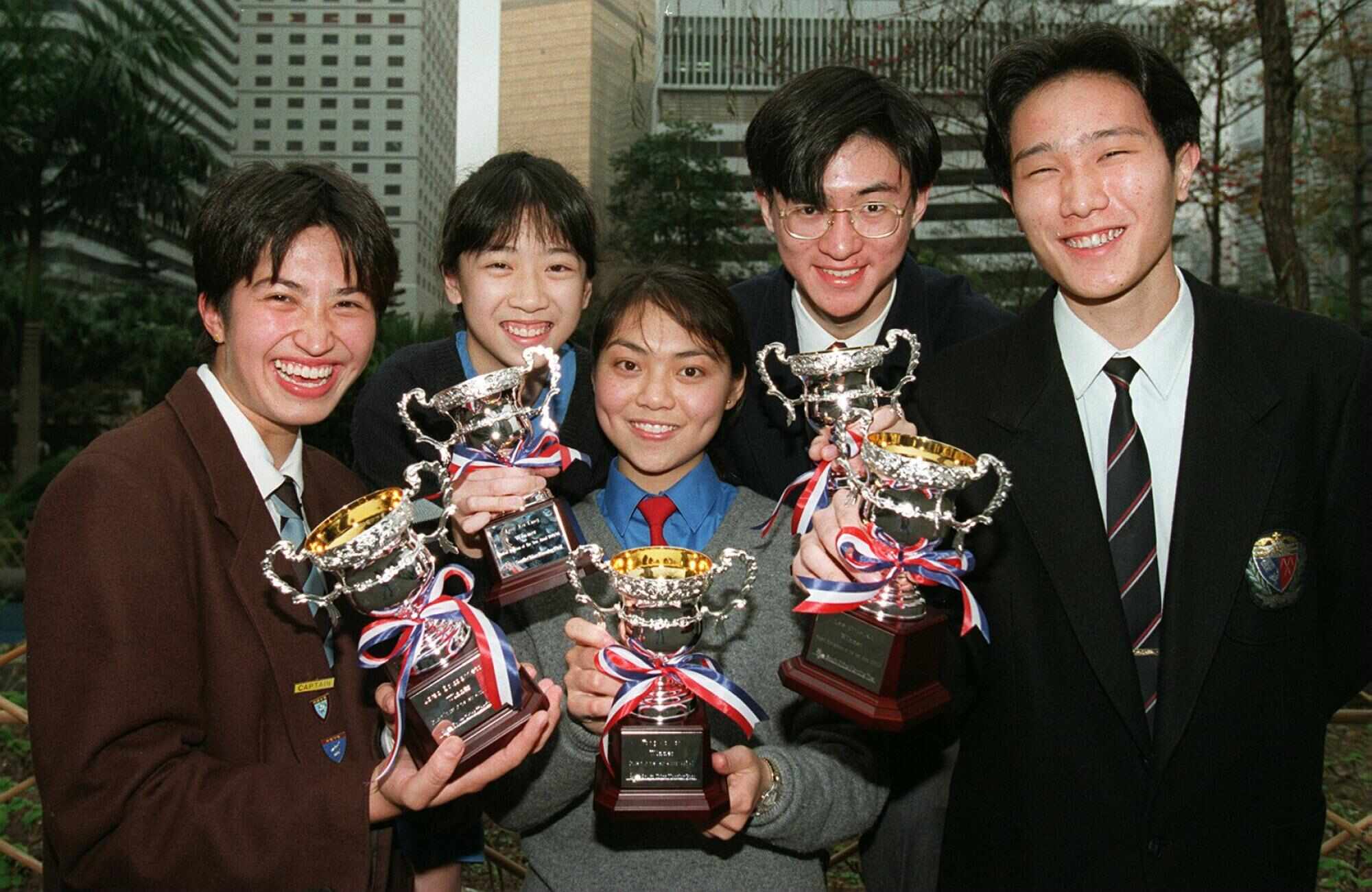 Mung Chiang (second from right) was named the South China Morning Post’s Student Linguist of the Year in 1996. Photo: Tony Aw