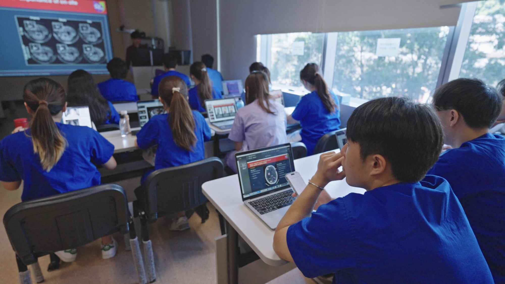 CU Medicine students leverage AI-powered learning tools to simulate complex clinical cases, sharpening their reasoning before entering real-world practice. Photo: Handout.