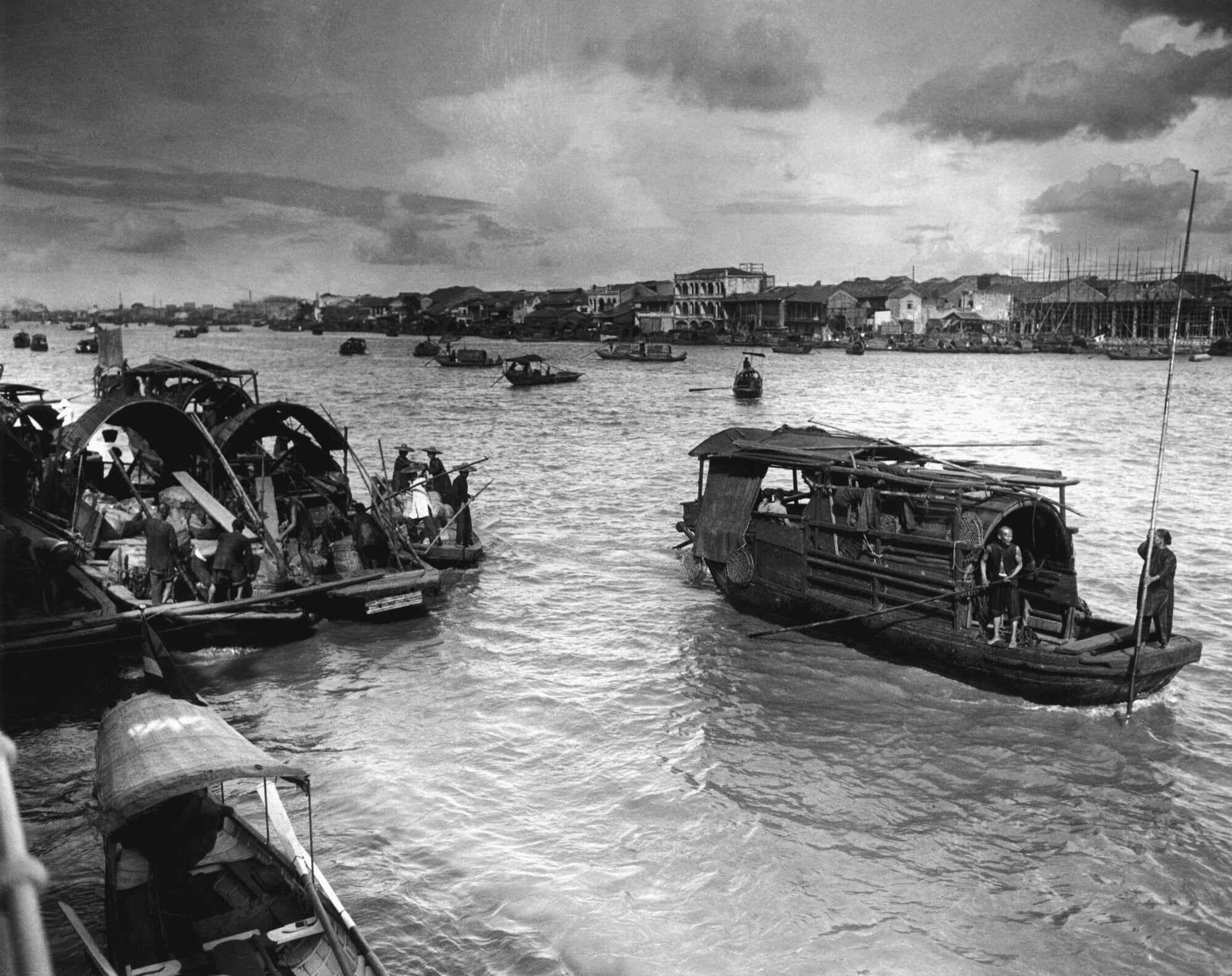 China’s Pearl River once had many pirates who evaded patrols by hiding in the river’s many creeks. Photo: Corbis via Getty Images