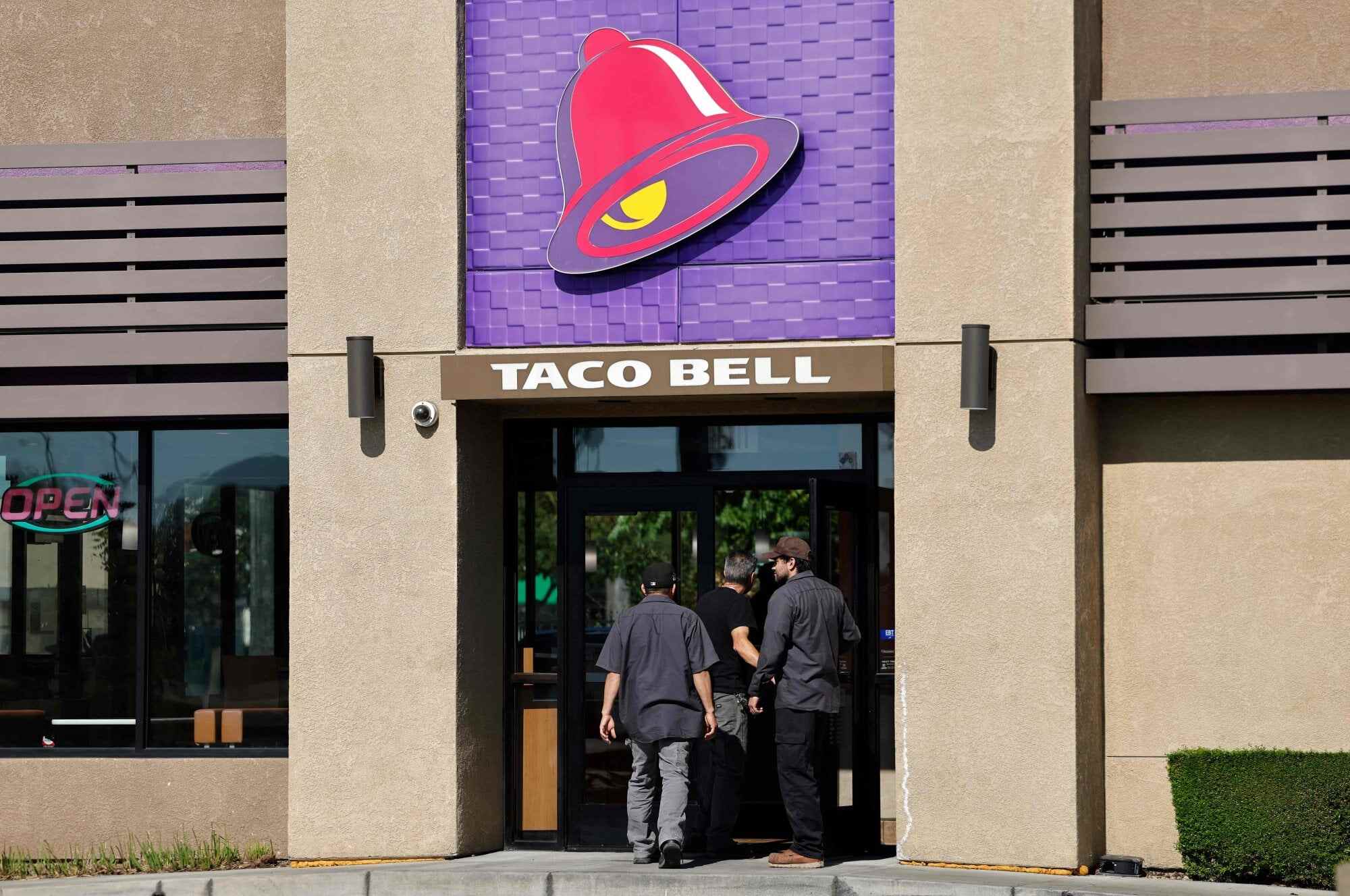 Taco Bell said it had removed “potentially impacted lettuce” from a supplier in select states. Photo: Getty Images via AFP
